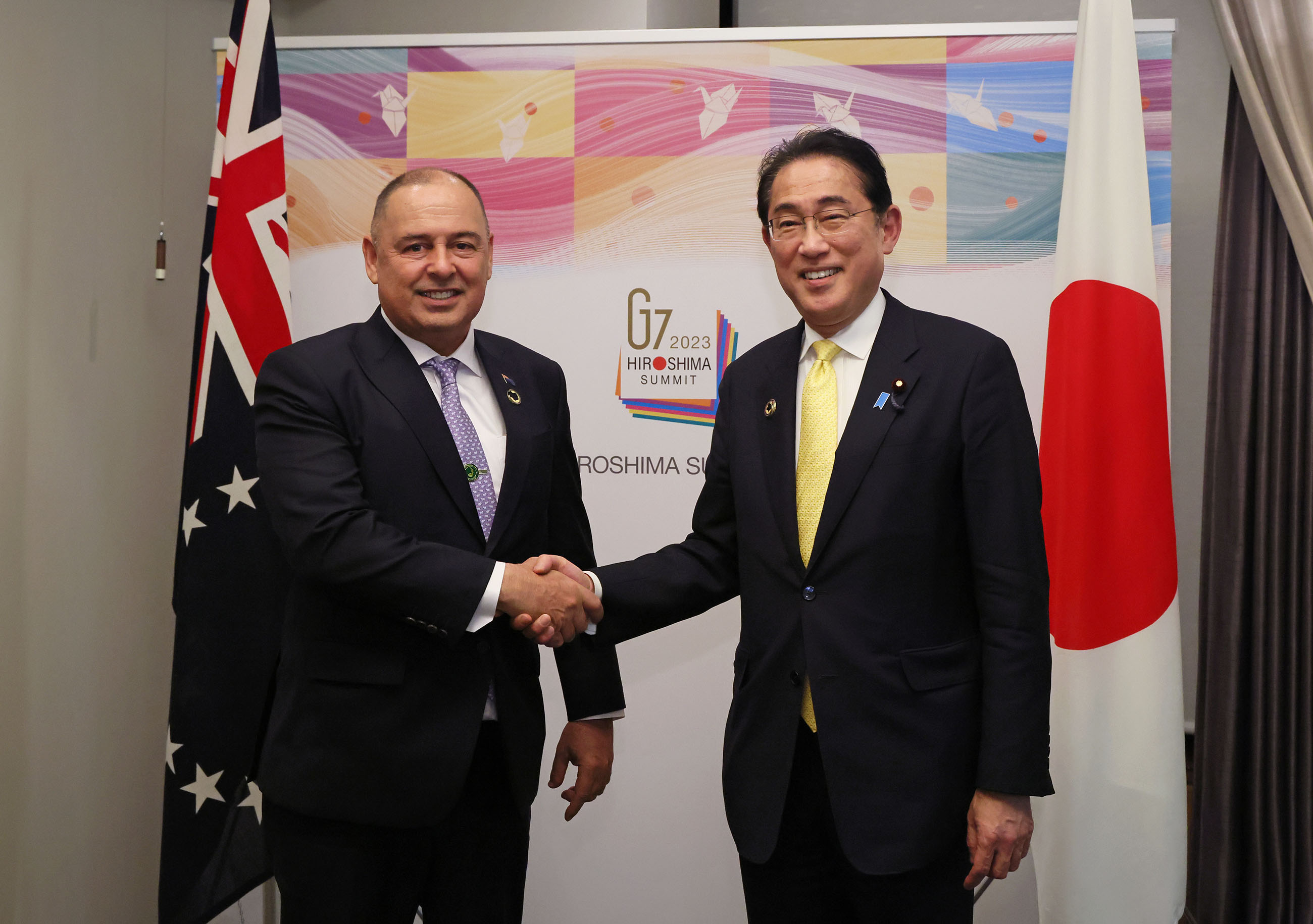 Japan-Cook Islands Summit Meeting (2)