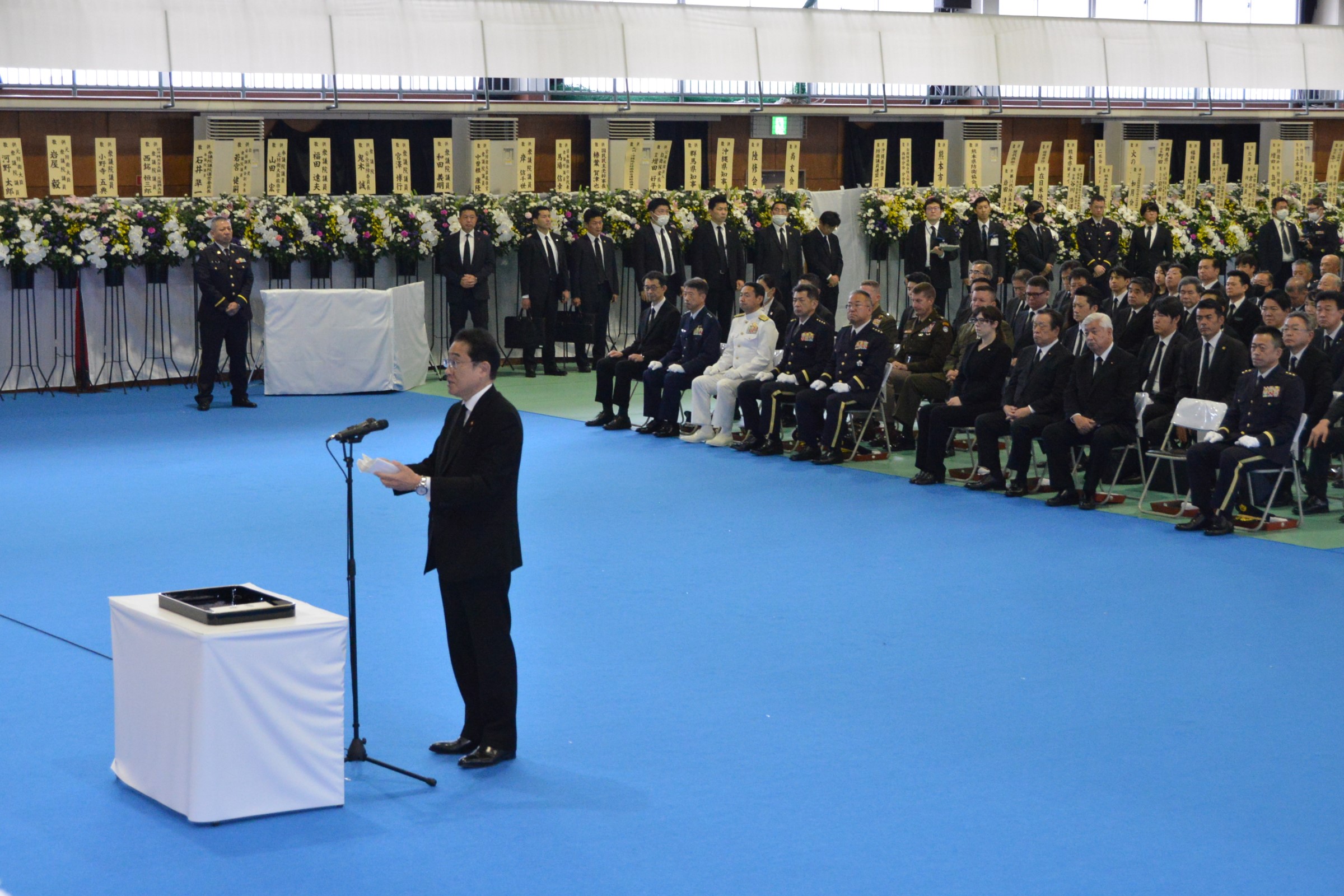 Prime Minister Kishida delivering a memorial address (2) (Photo credit: GSDF Western Army)