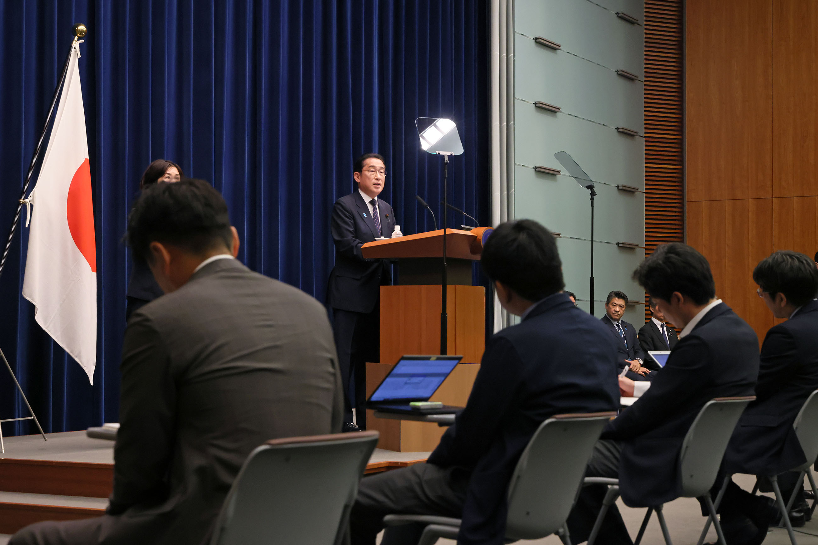 Prime Minister Kishida making an opening statement (7)