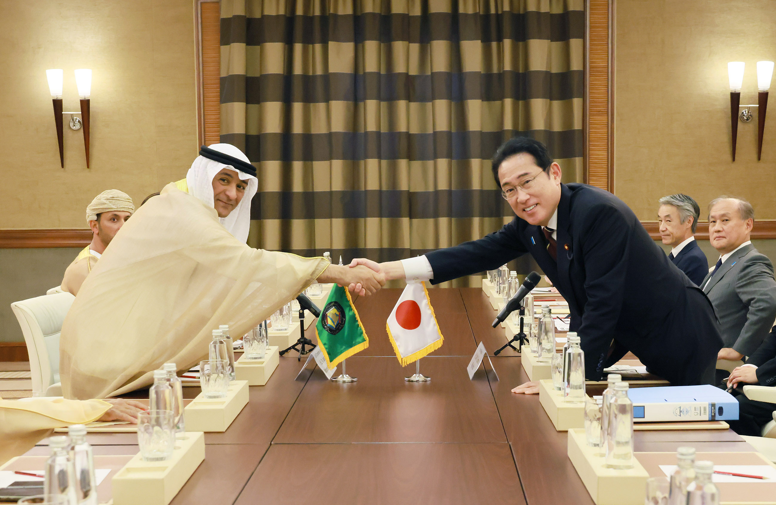 Prime Minister Kishida receiving a courtesy call from GCC Secretary General Jasem Al Budaiwi (1)