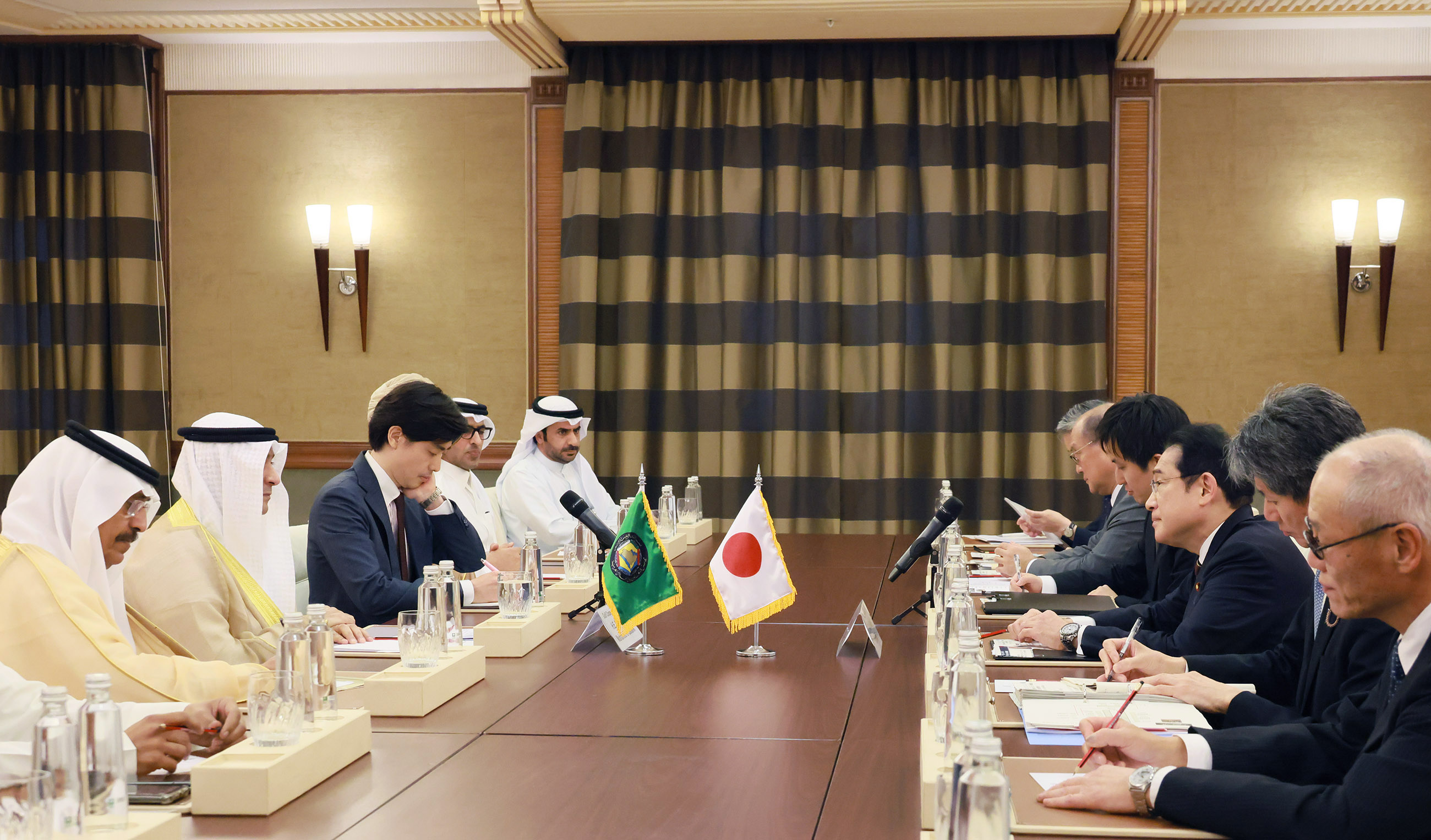 Prime Minister Kishida receiving a courtesy call from GCC Secretary General Jasem Al Budaiwi (2)