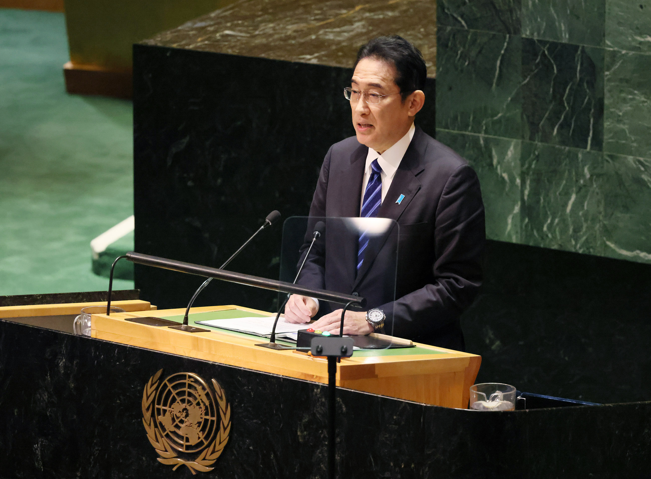 Prime Minister Kishida delivering an address at the United Nations General Assembly (1)