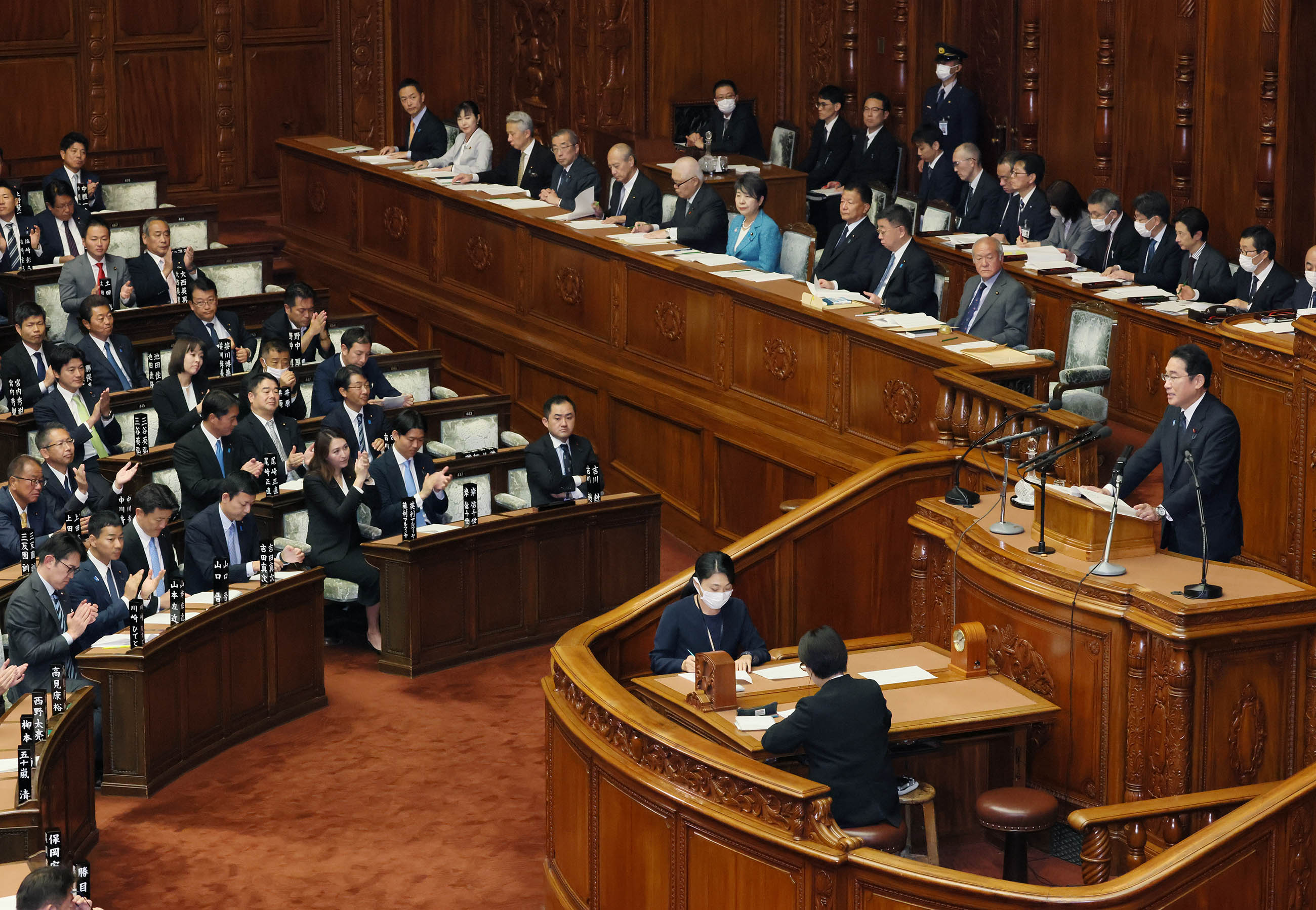 Prime Minister Kishida delivering a policy speech during the plenary session of the House of Representatives (9)