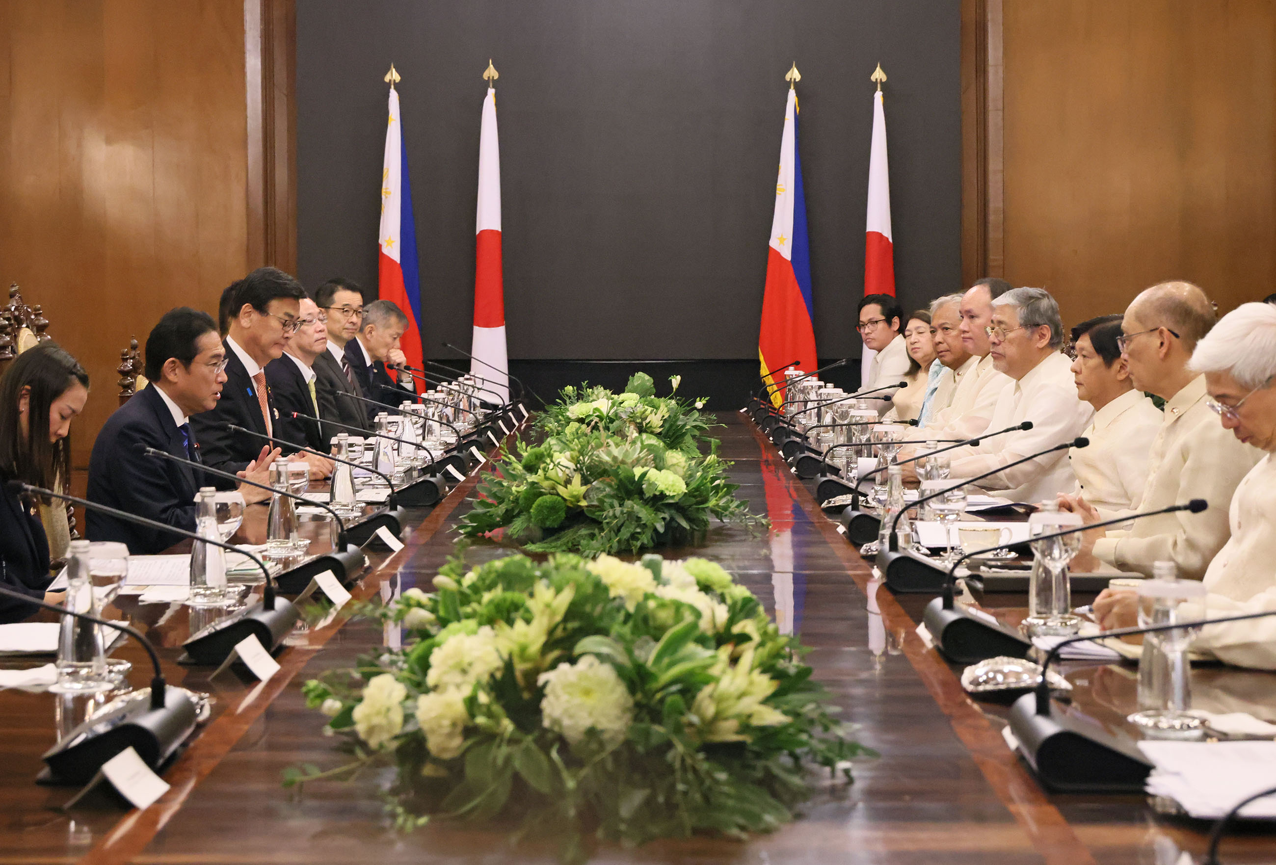 Japan-Philippines Summit meeting (3)