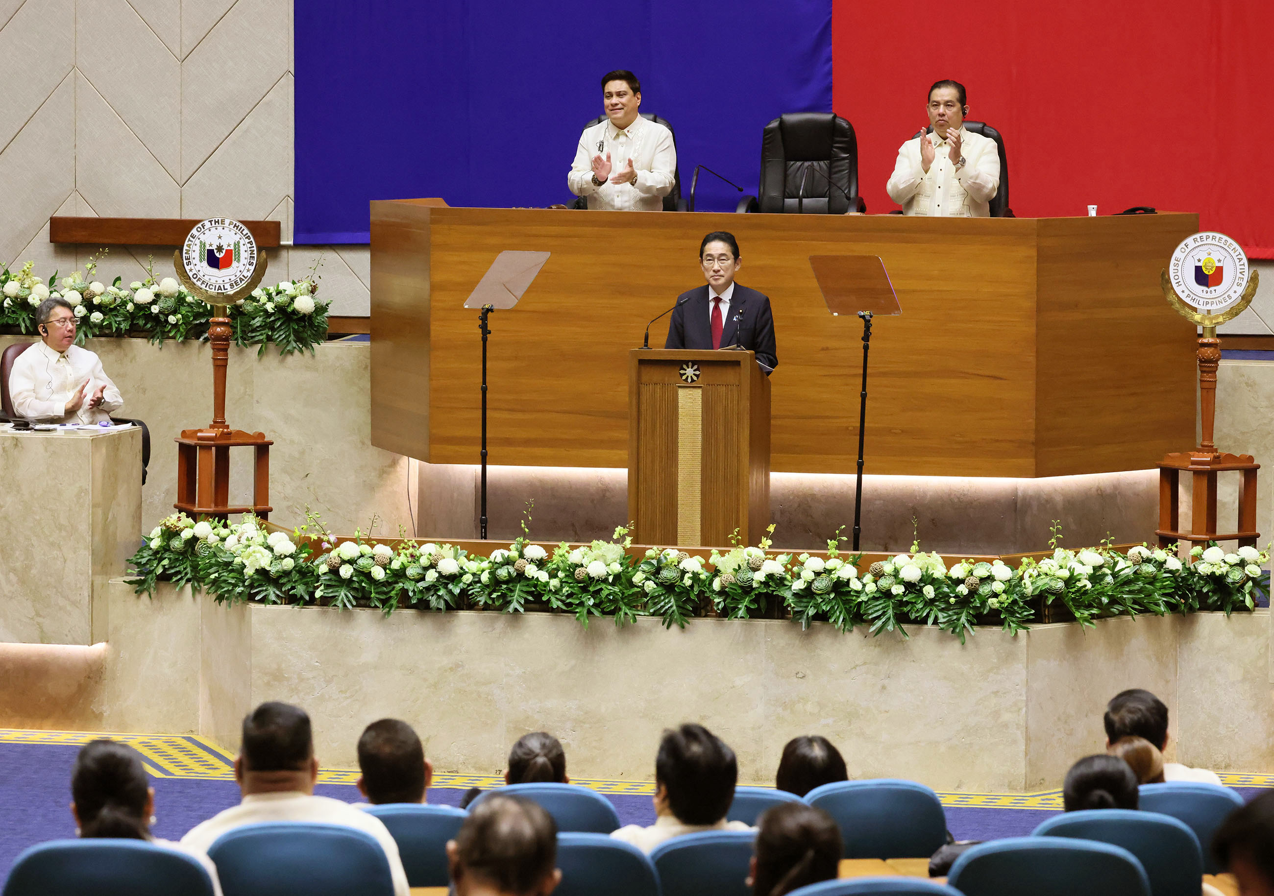 Prime Minister Kishida delivering a policy speech at the Joint Session of the Philippine Senate and House of Representatives (6)