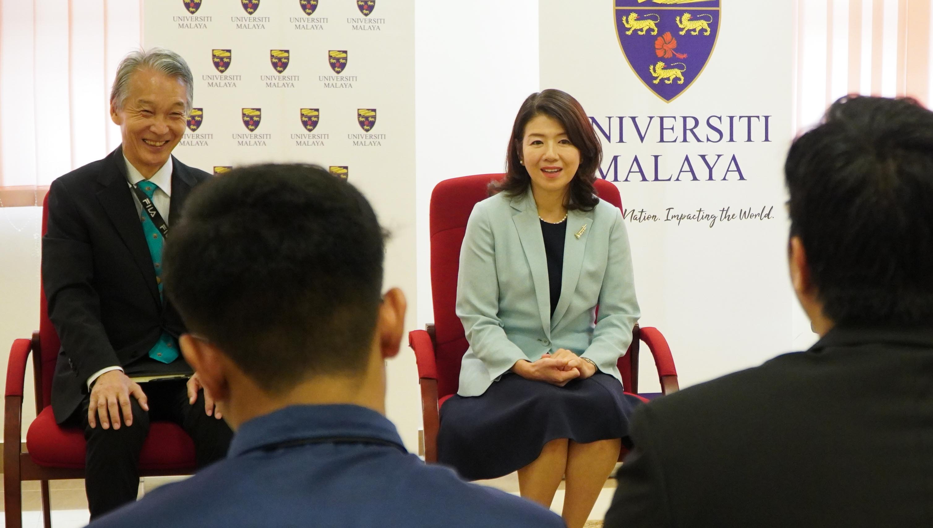 Mrs. Kishida visiting the University of Malaya (3)