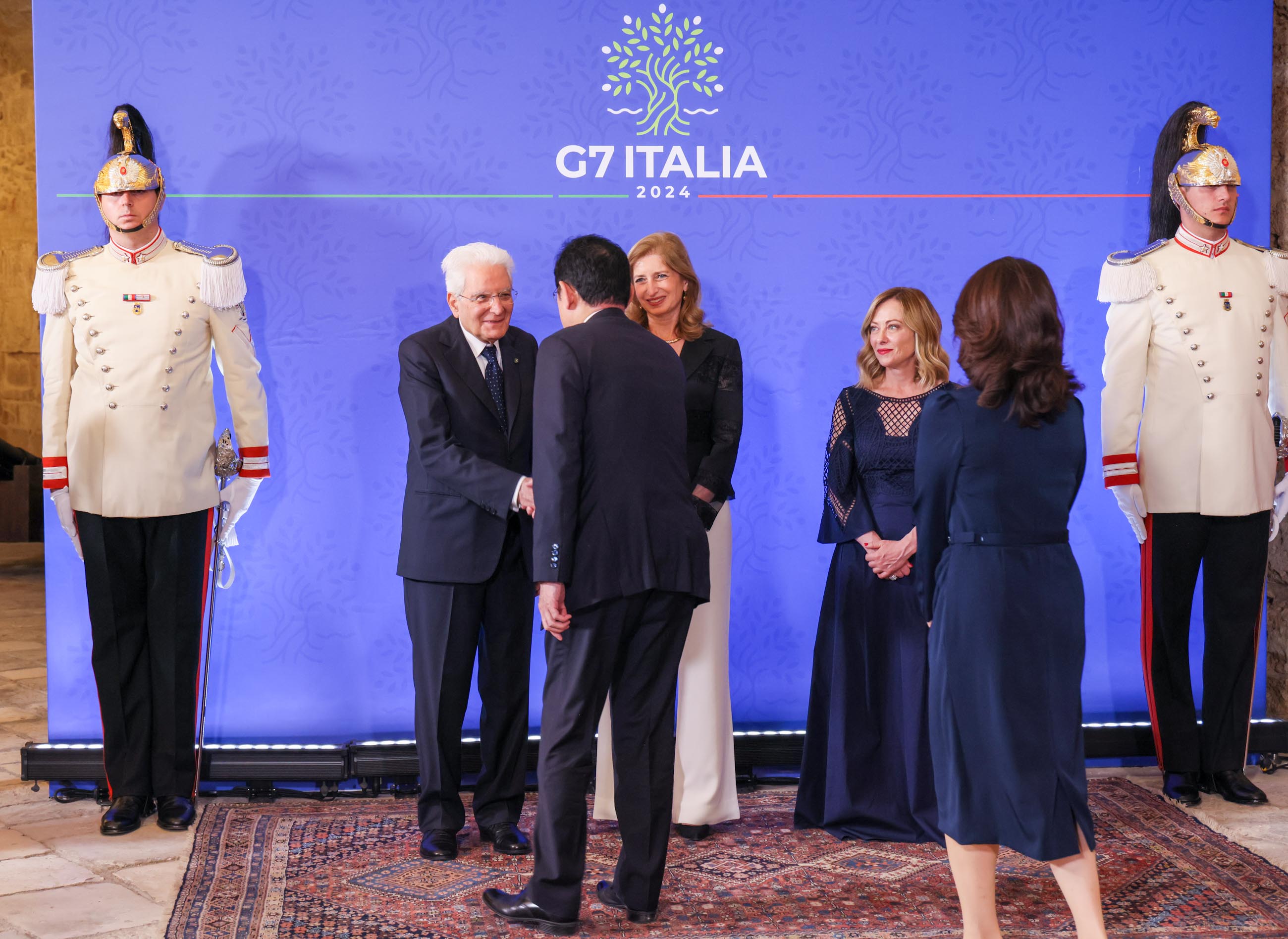 Mrs. Kishida attending the welcome ceremony hosted by Italian President Mattarella (2)