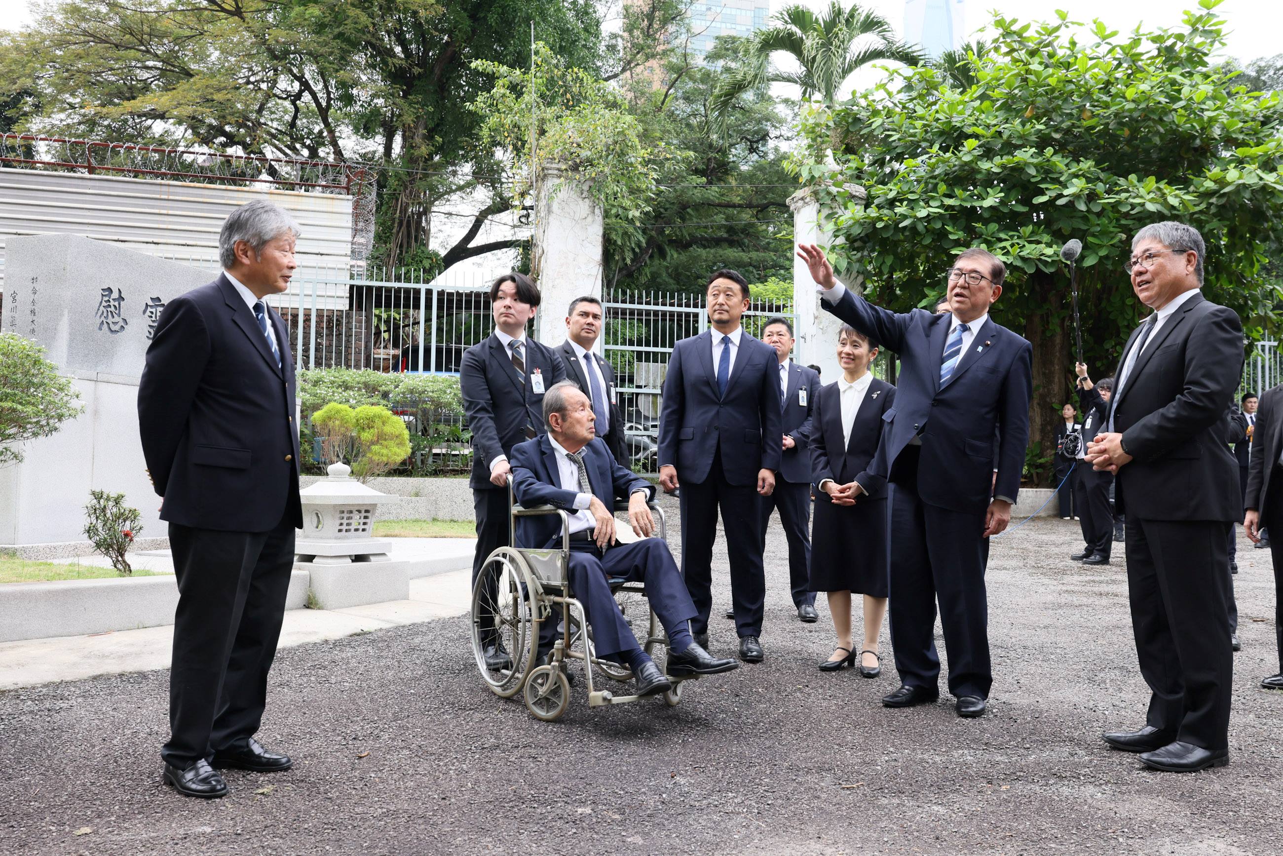 Mrs. Ishiba visiting the Japanese Cemetery 