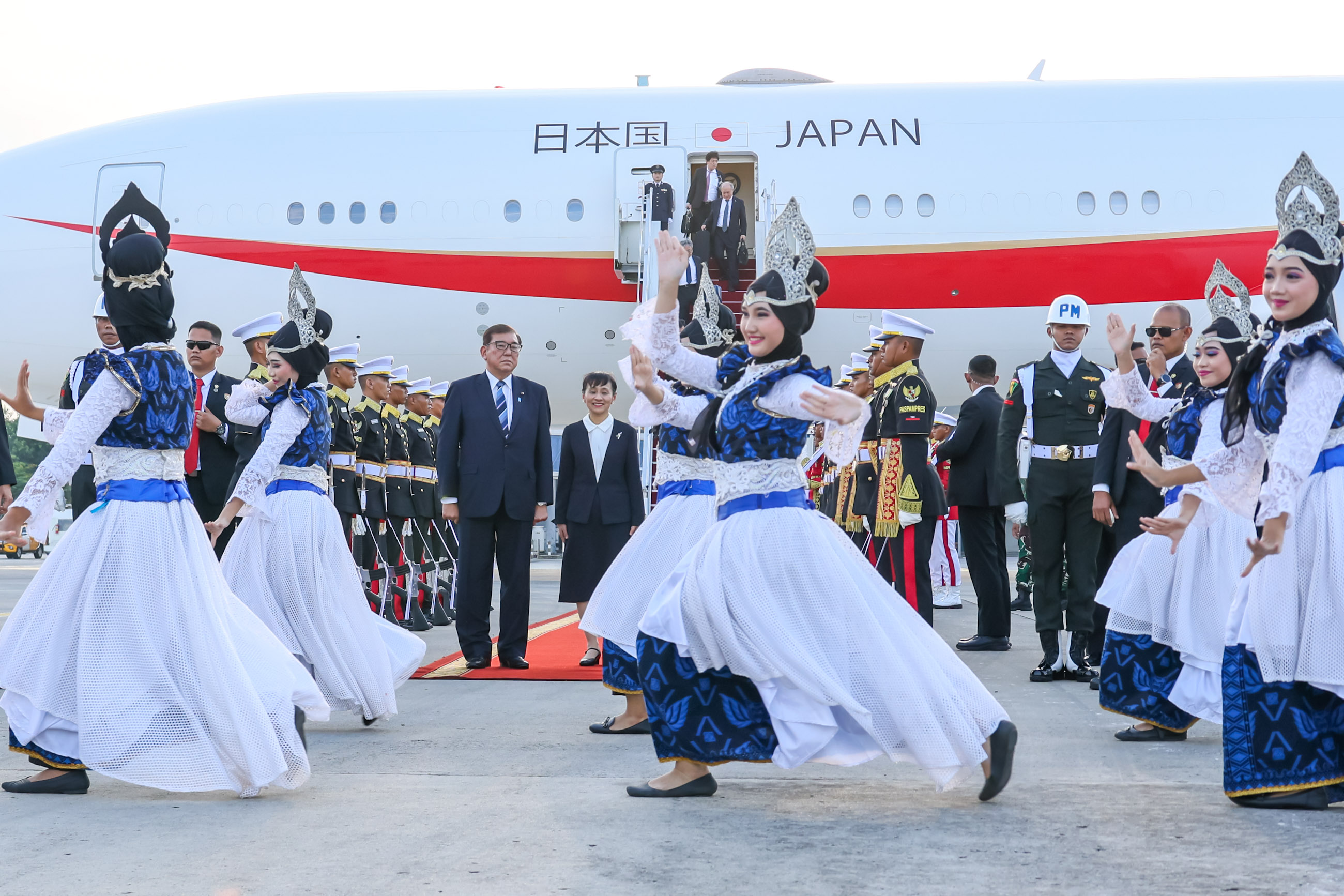 Prime Minister Ishiba arriving in Jakarta (3)