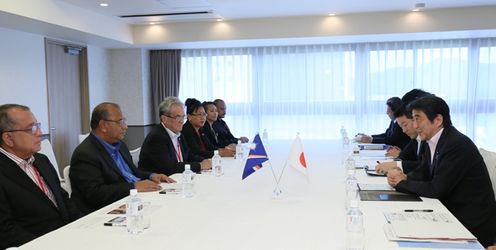 Photograph of the Japan-Marshall Islands Summit Meeting
