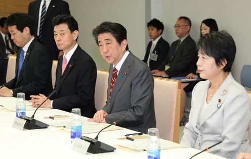 Photograph of the Prime Minister delivering an address