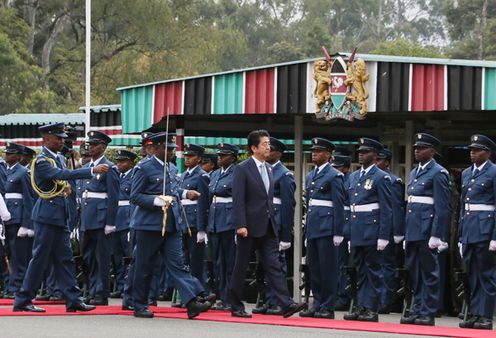 Photograph of the welcome ceremony (1)