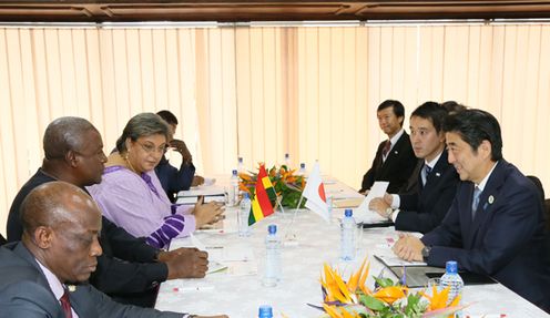 Photograph of the Japan-Ghana Summit Meeting