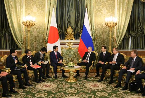 Photograph of the Japan-Russia Summit Meeting (3)