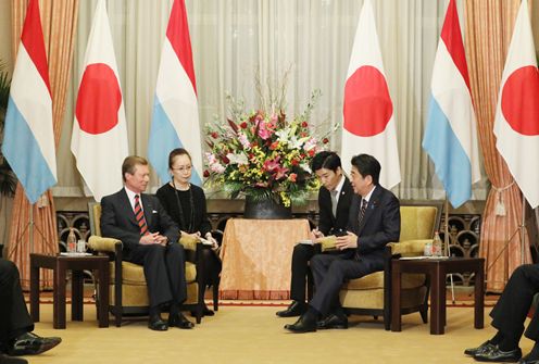Photograph of the Prime Minister meeting with the Grand Duke of Luxembourg (2)