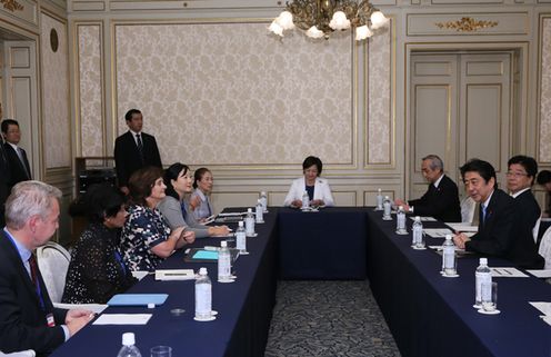 Photograph of the Prime Minister receiving the group courtesy call
