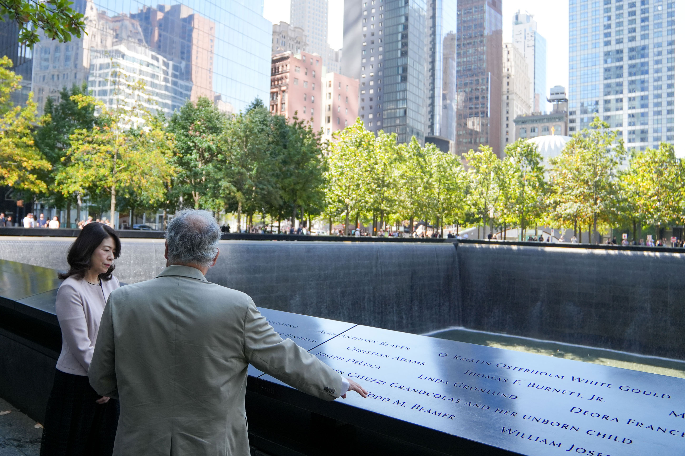 Mrs. Kishida visiting the 9/11 Memorial & Museum (1)