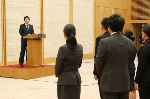 Photograph of the Prime Minister delivering an address (2)