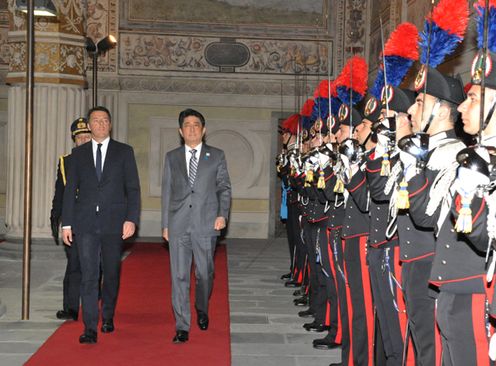 Photograph of the welcome ceremony