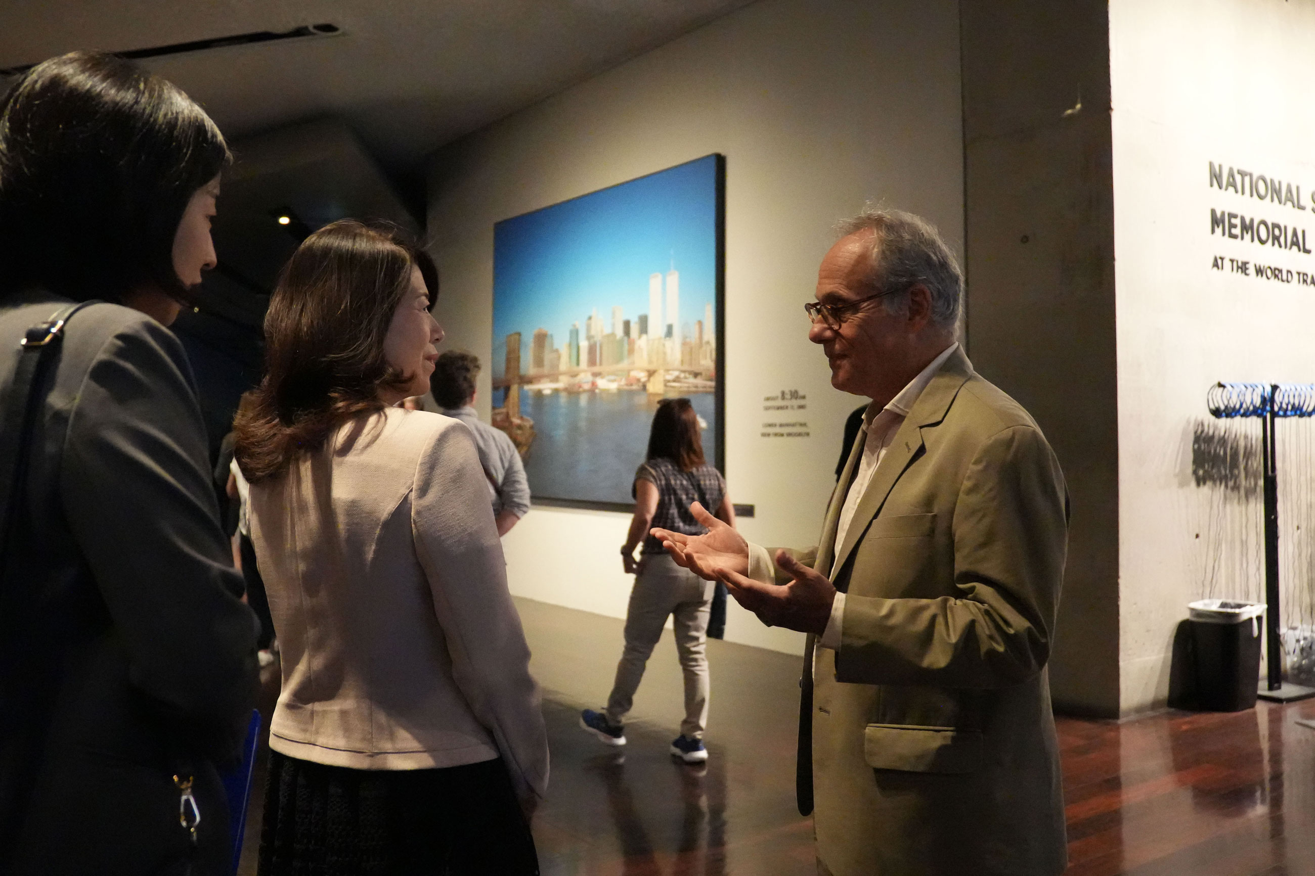 Mrs. Kishida visiting the 9/11 Memorial & Museum (4)