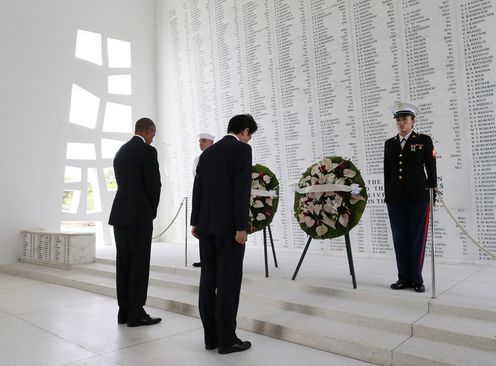 Photograph of the Prime Minister at the USS Arizona Memorial (2)
