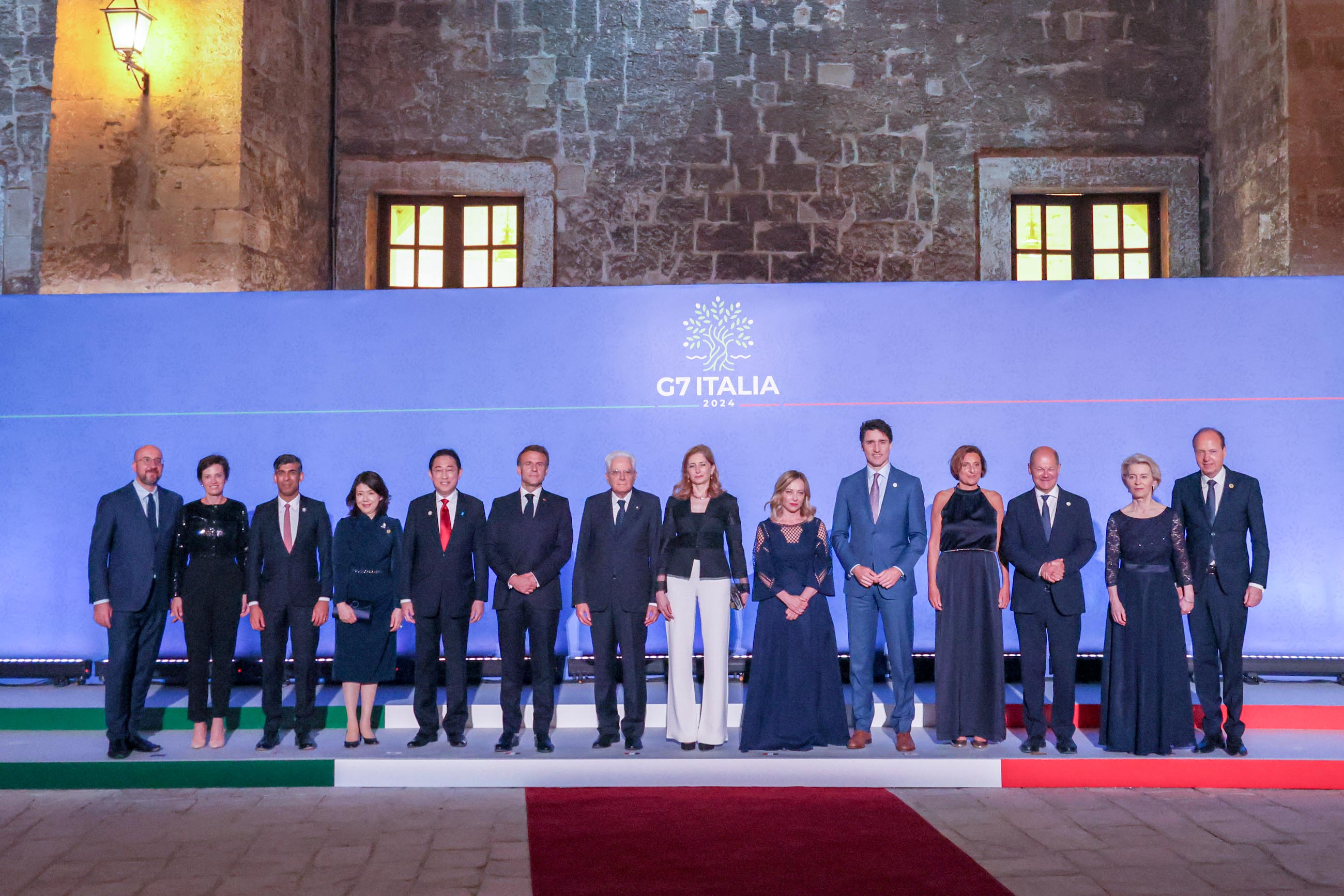 Welcome ceremony hosted by Italian President Sergio Mattarella (3)