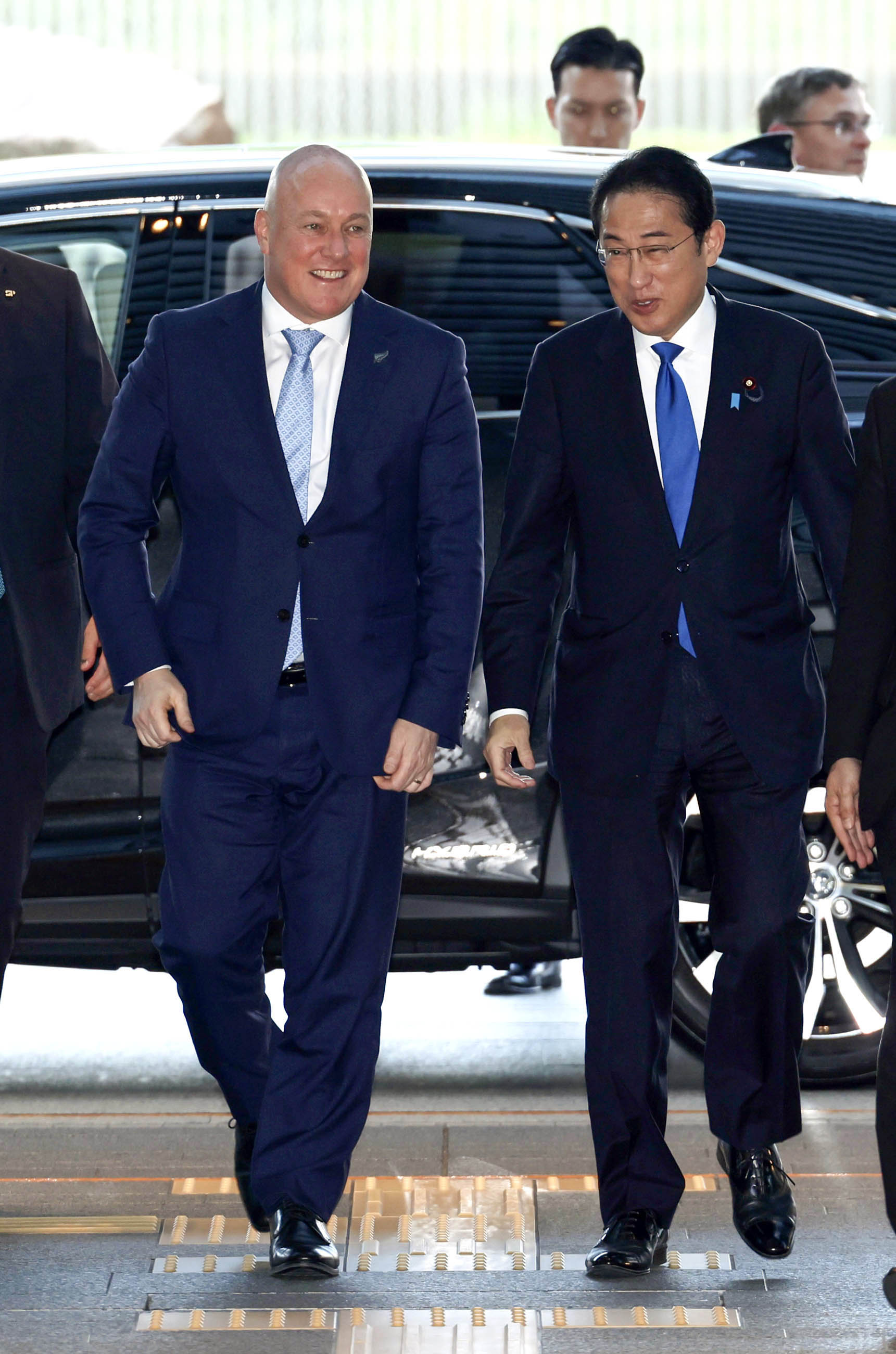 PM Kishida welcomes PM Luxon