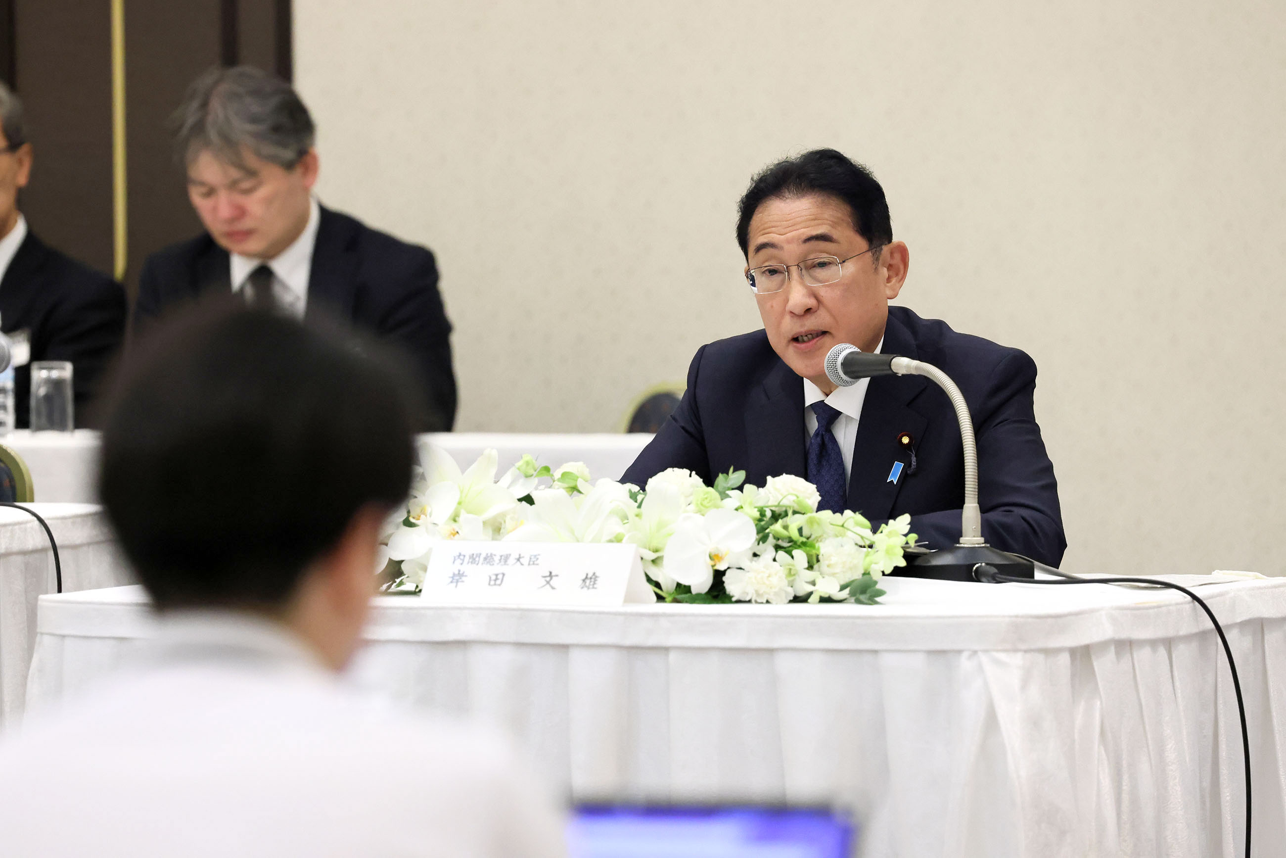 Prime Minister Kishida answering questions from the press (1)