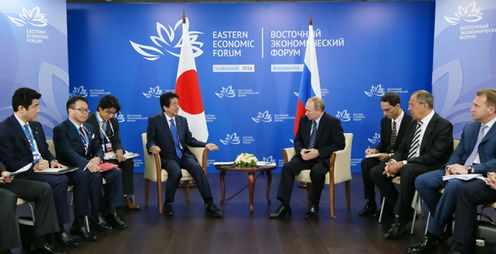Photograph of the Japan-Russia Summit Meeting (2)