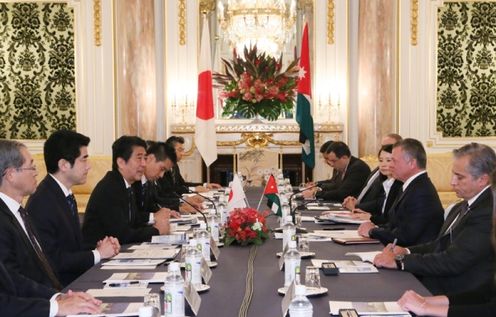 Photograph of the Japan-Jordan Summit Meeting