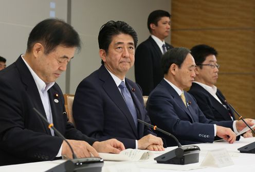 Photograph of the Prime Minister attending the meeting