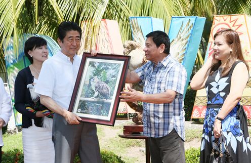 Photograph of the Philippine eagle  naming ceremony (3)