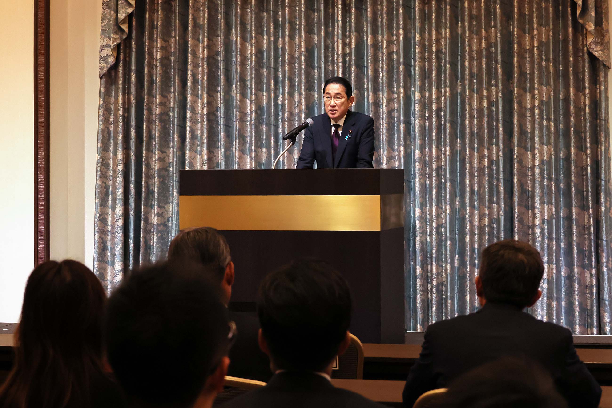 Prime Minister Kishida delivering an address (3)