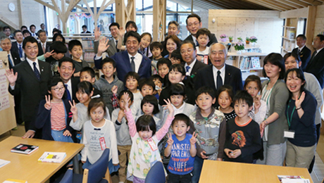 Prime Minisiter Abe visits Miyagi