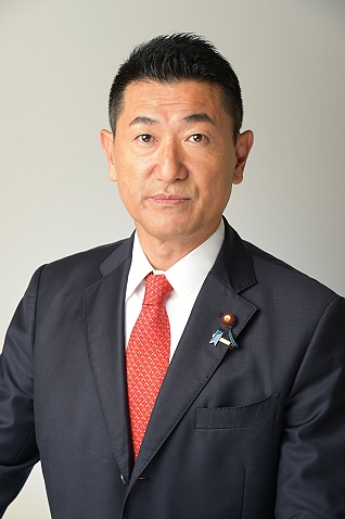 Face Photo: AKAMA Jiro