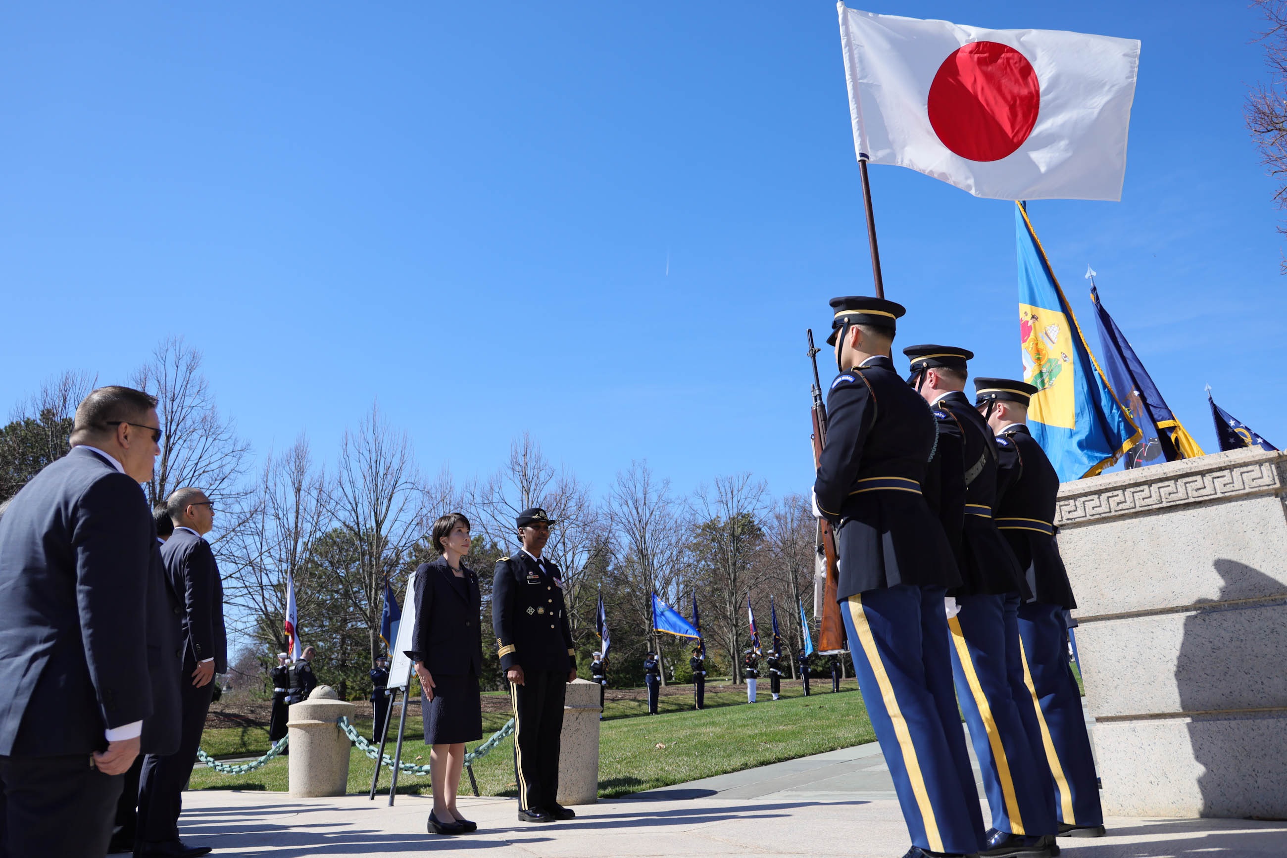 Prime Minister Takaichi visiting Arlington National Cemetery (4)