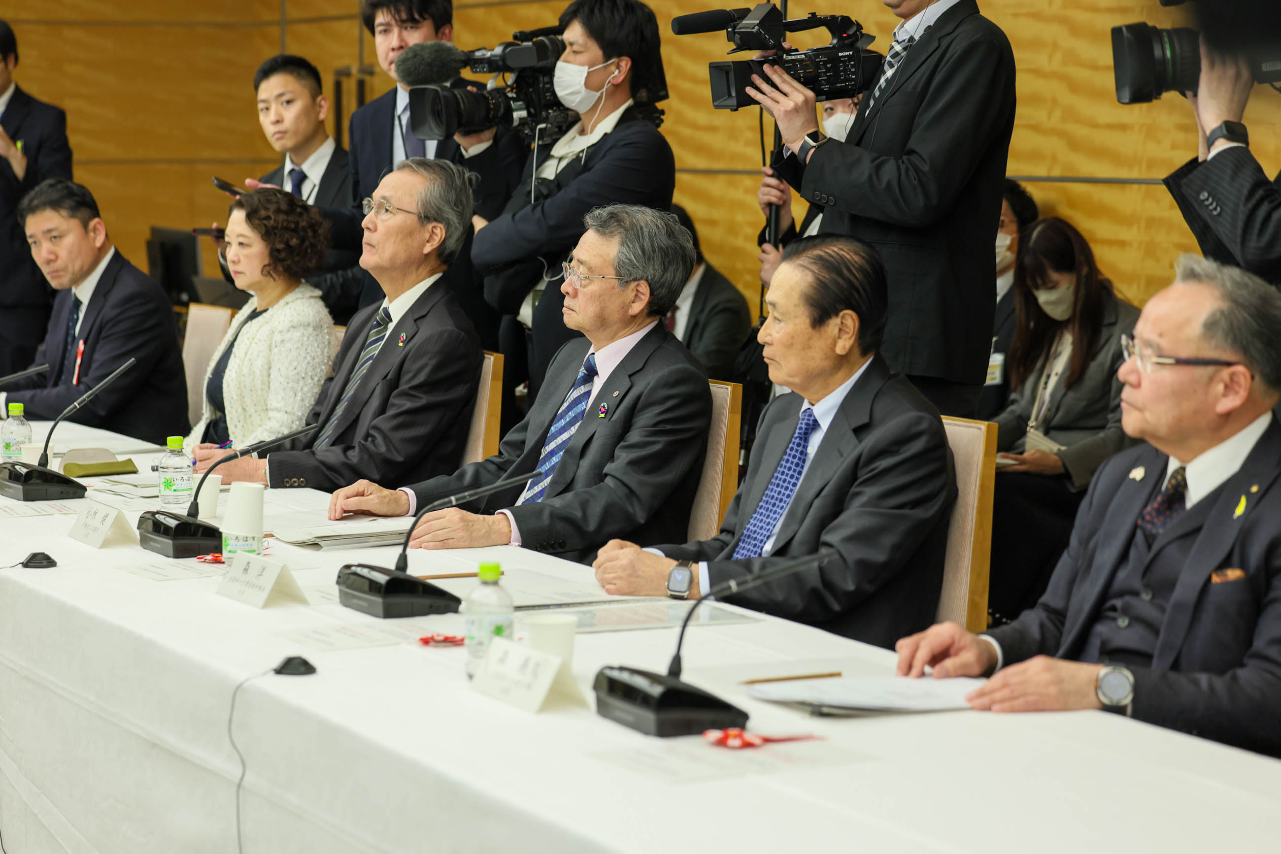 Scene from the exchange of views