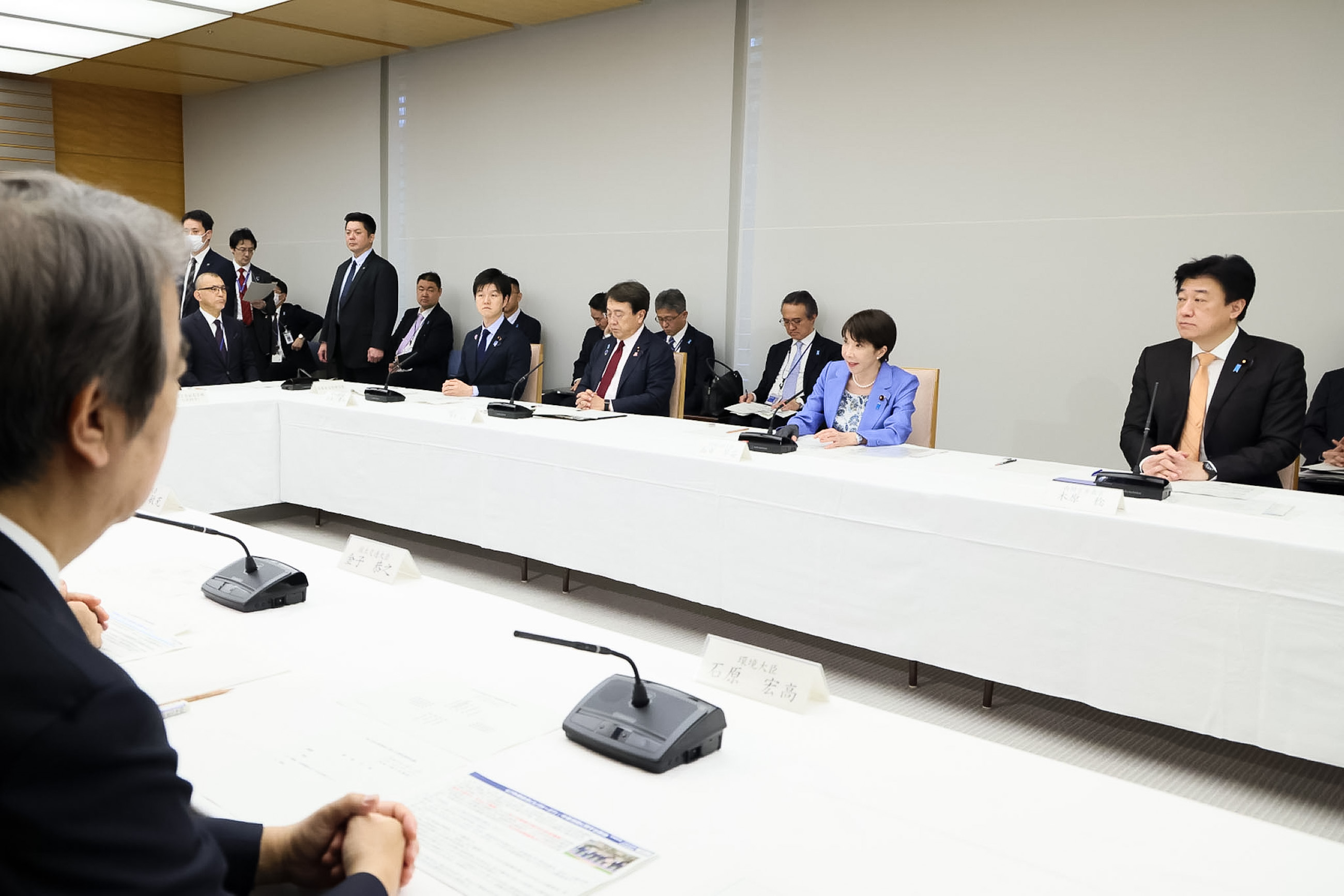 Prime Minister Takaichi wrapping up the meeting (3)