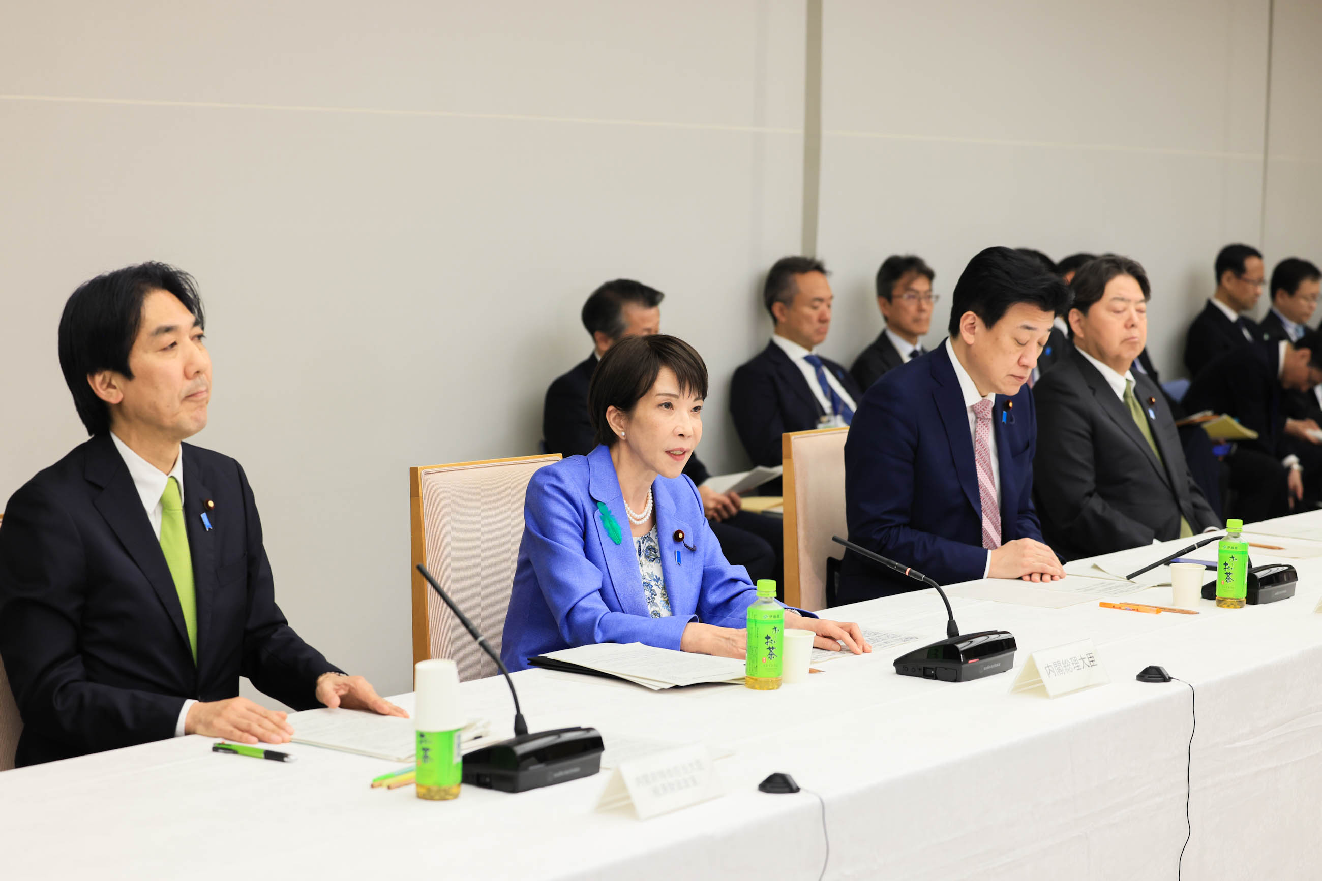 Prime Minister Takaichi wraps up the meeting (6)