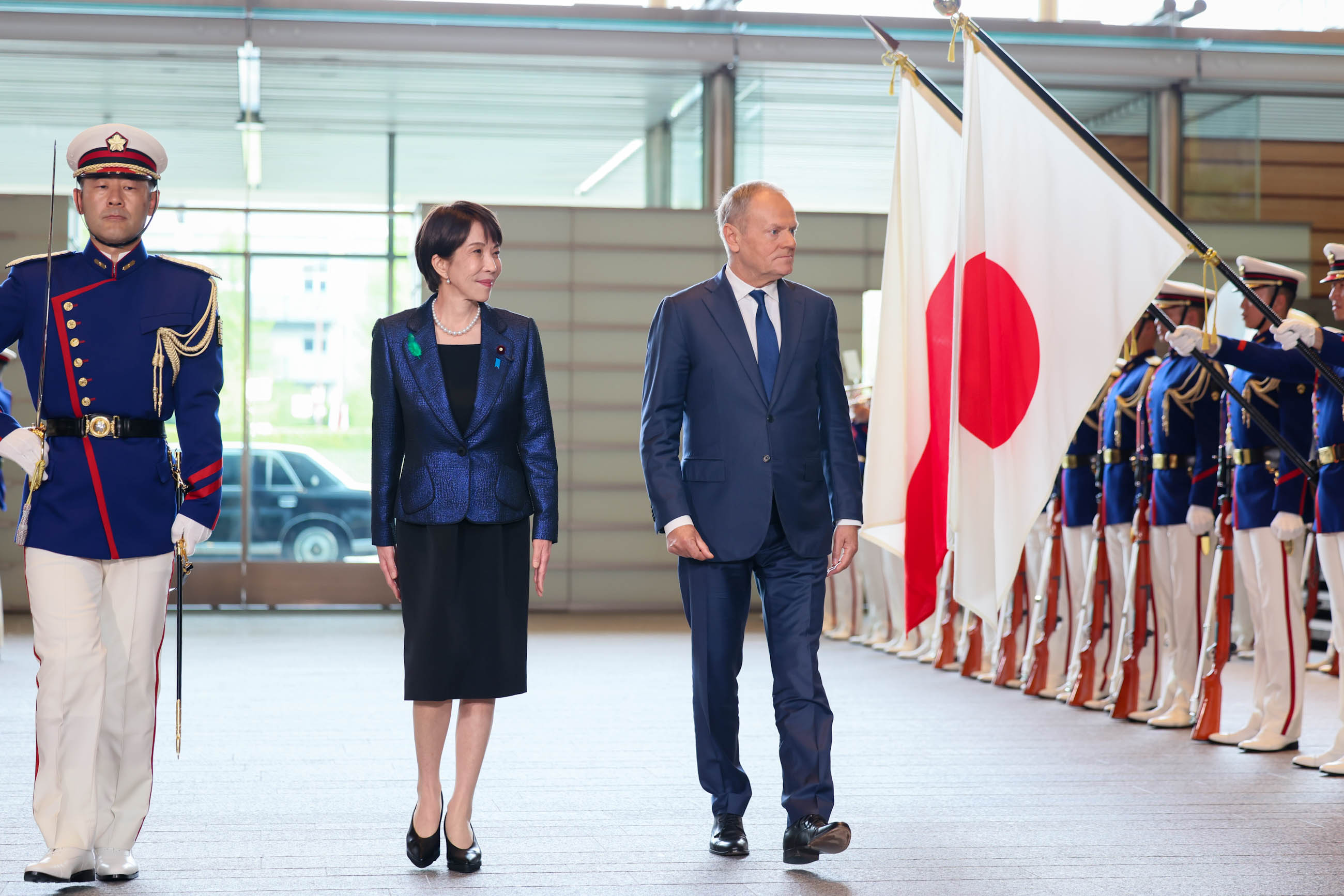 Salute and guard of honor ceremony (1)