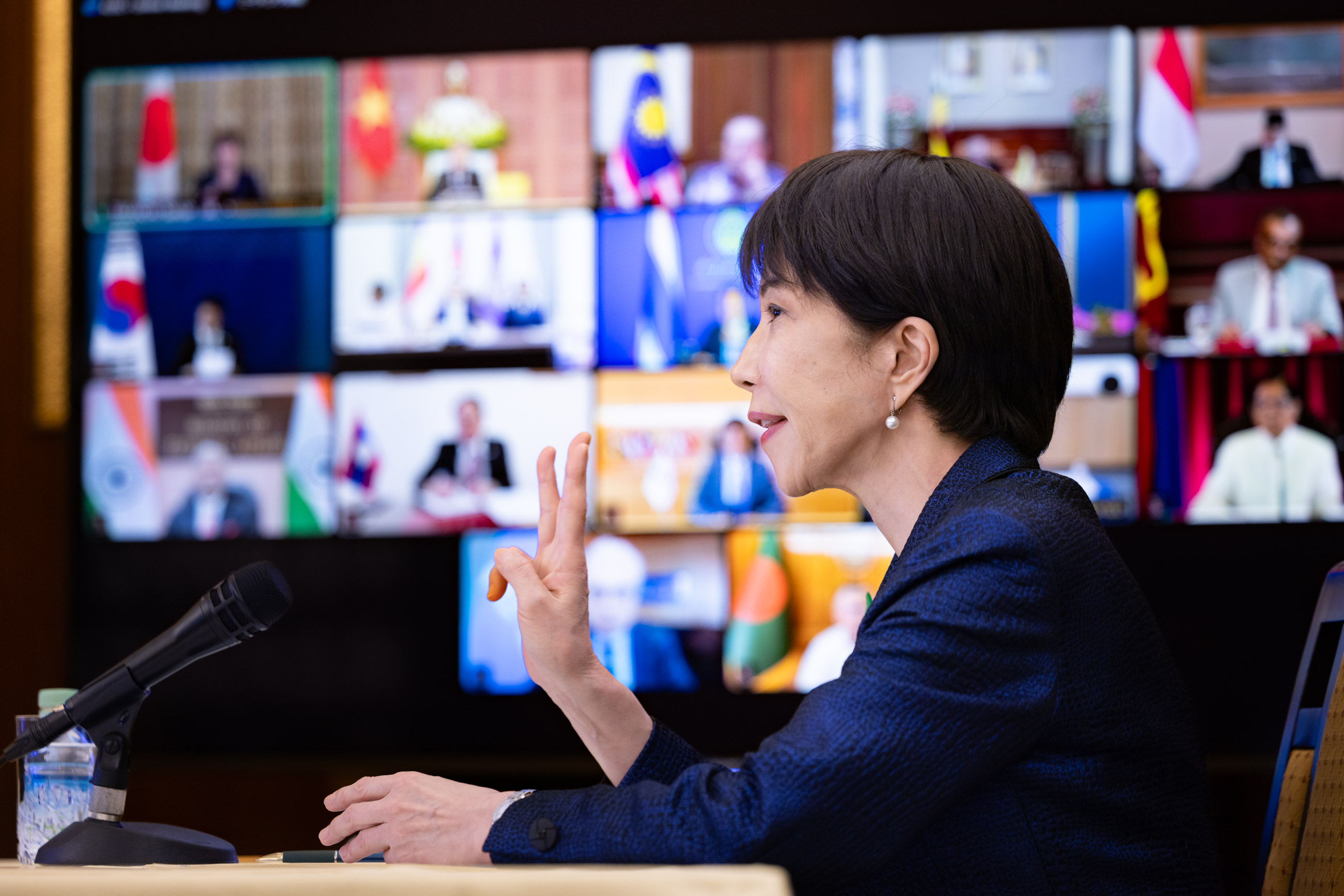 Prime Minister Takaichi attending the summit (5)