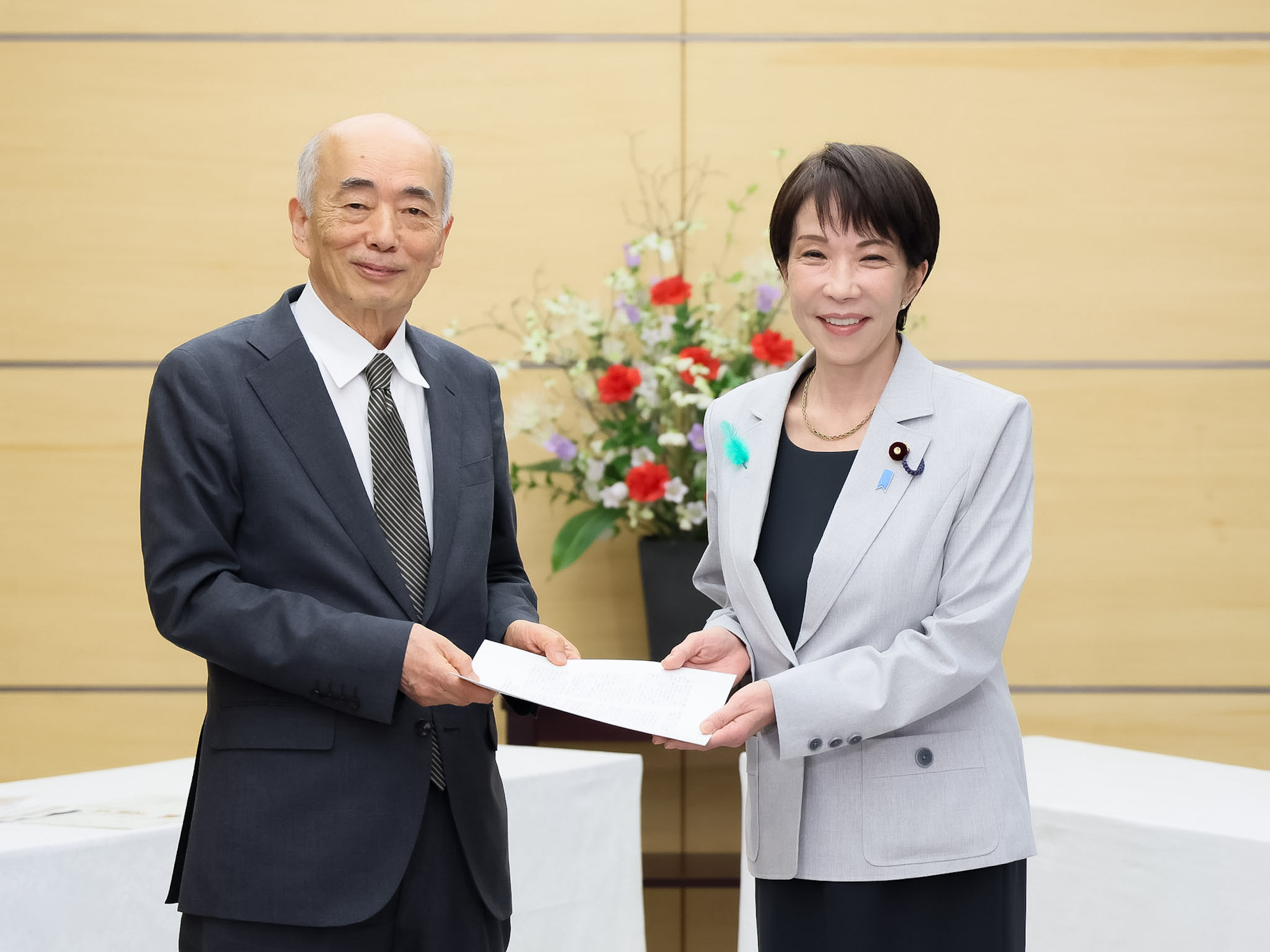Prime Minister Takaichi receiving a courtesy call (2)