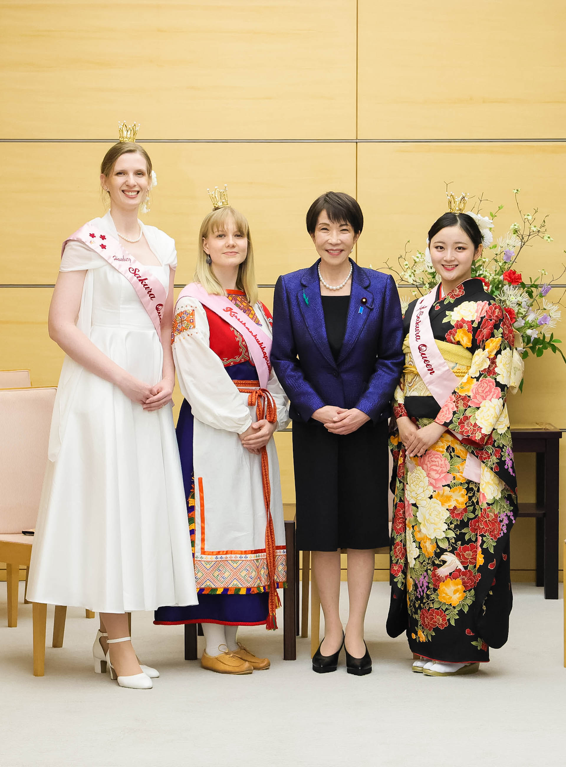 Prime Minister Takaichi receiving a courtesy call (2)