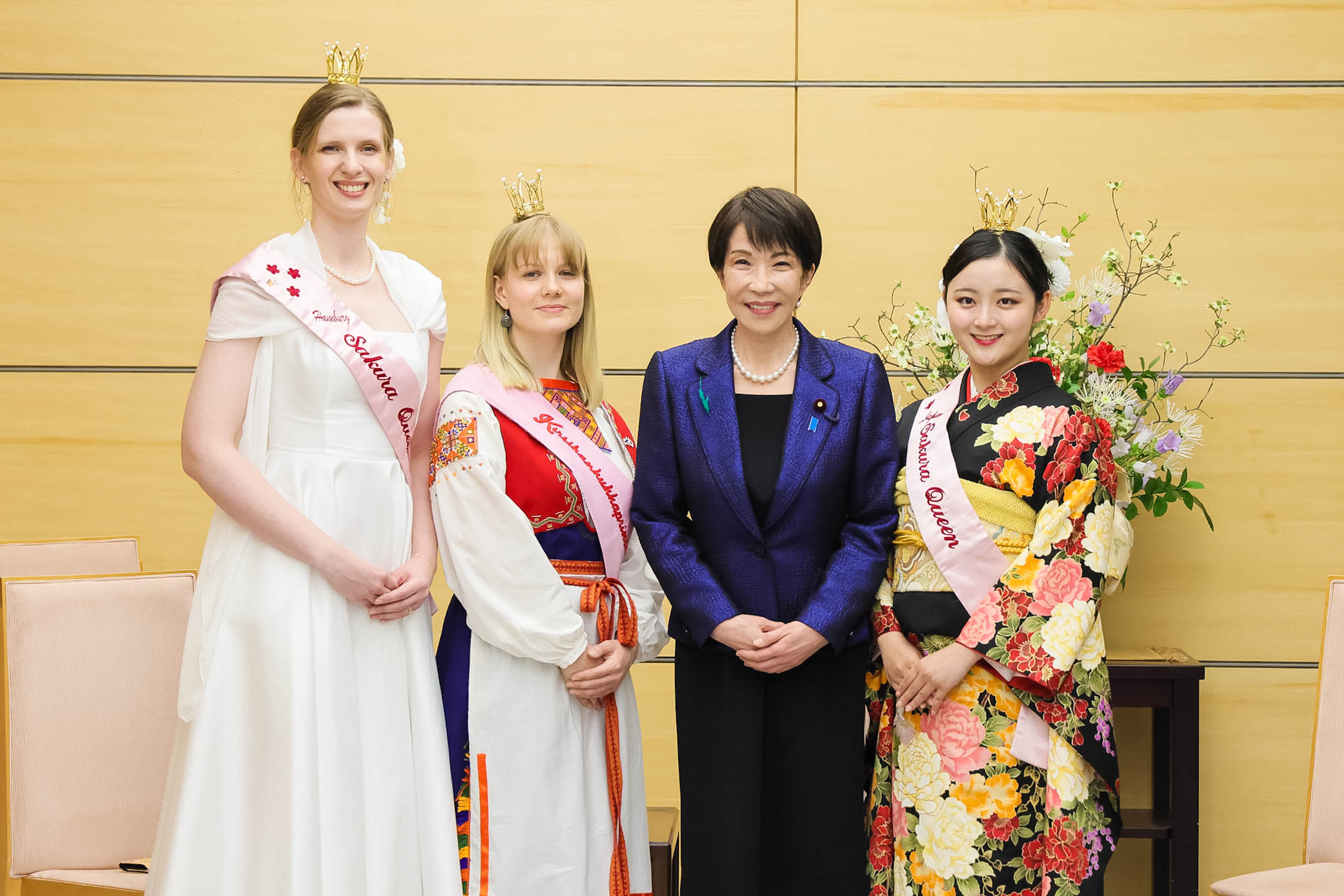 Prime Minister Takaichi receiving a courtesy call (3)