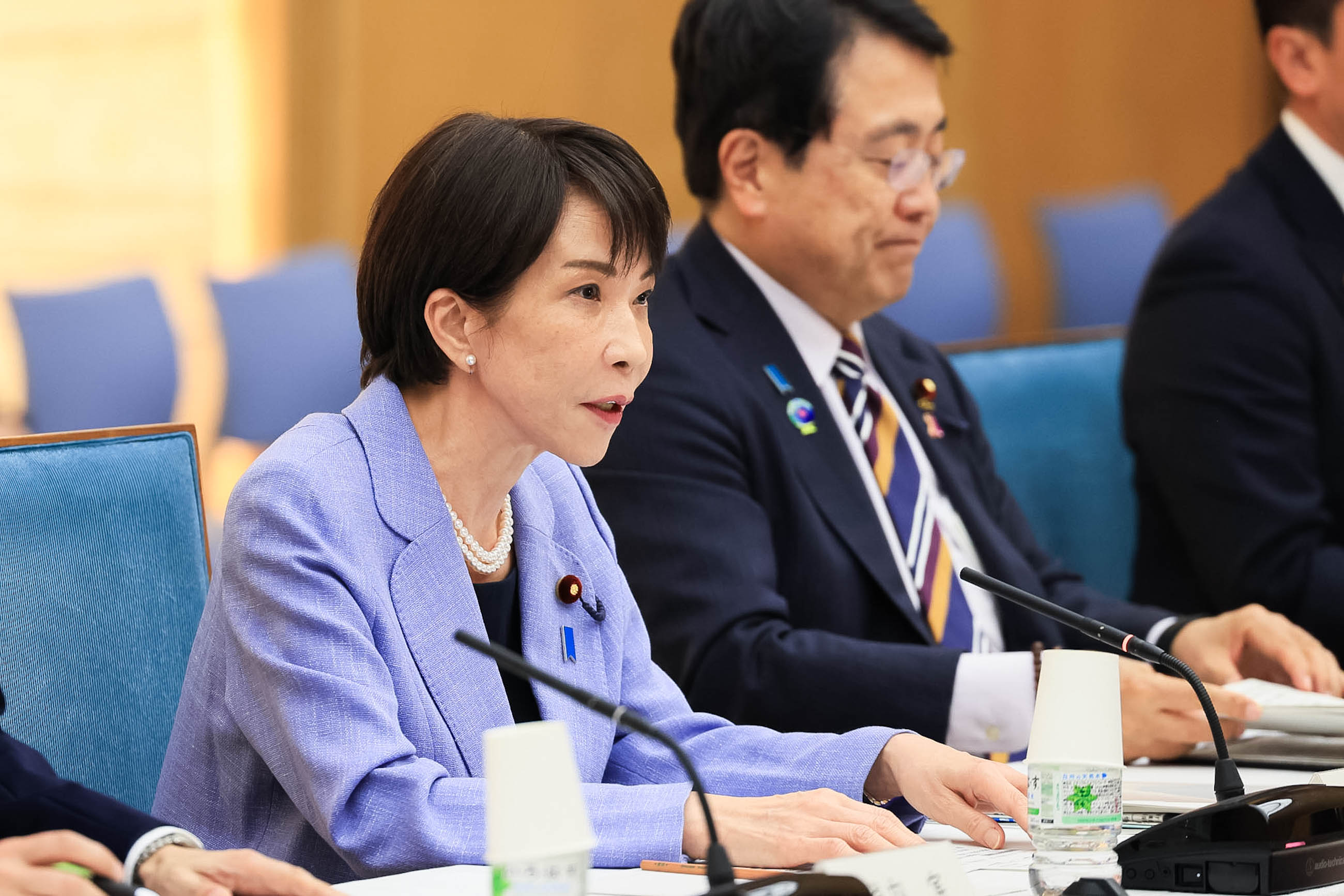 Prime Minister Takaichi wrapping up the meeting (2)