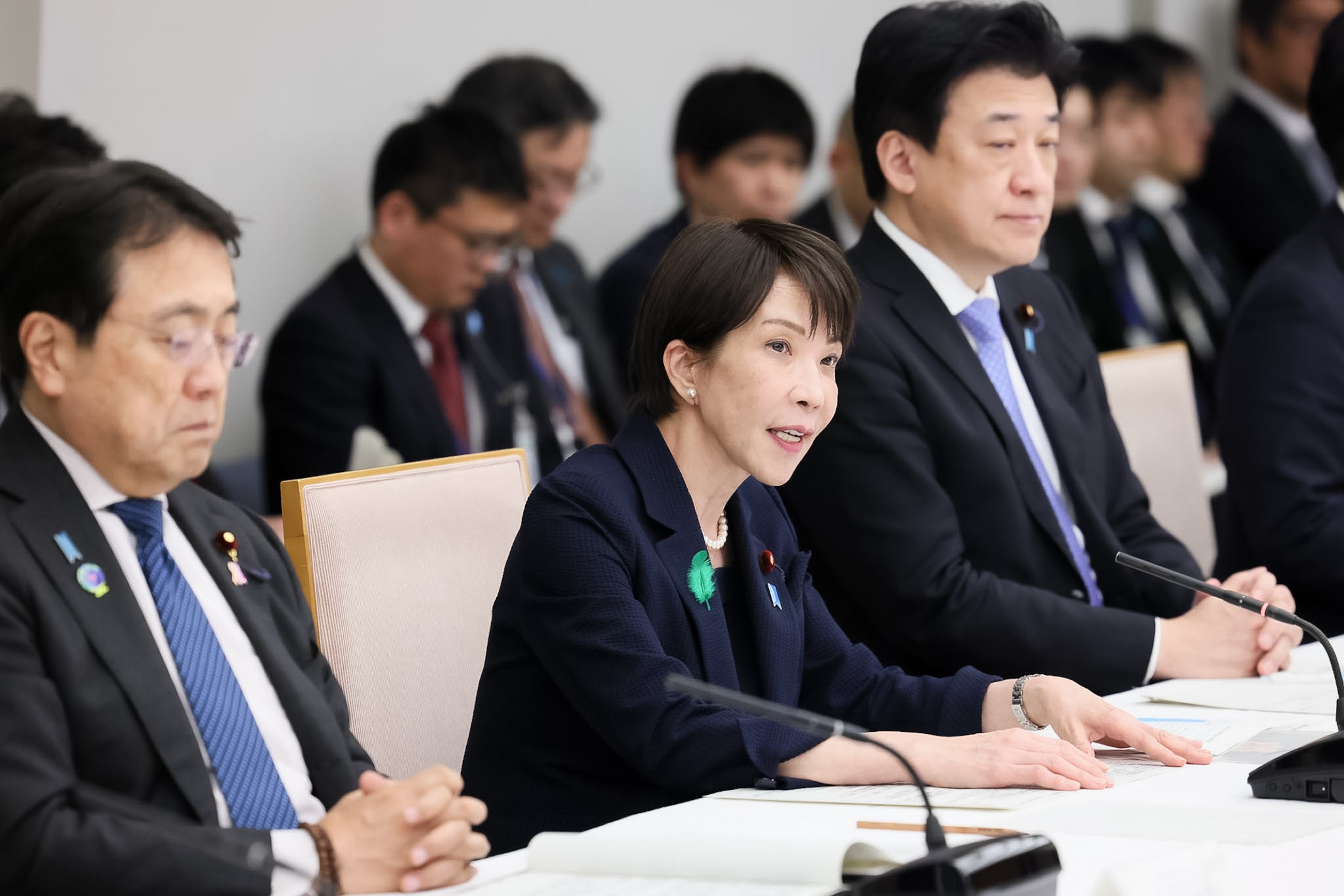 Prime Minister Takaichi wrapping up the meeting (1)