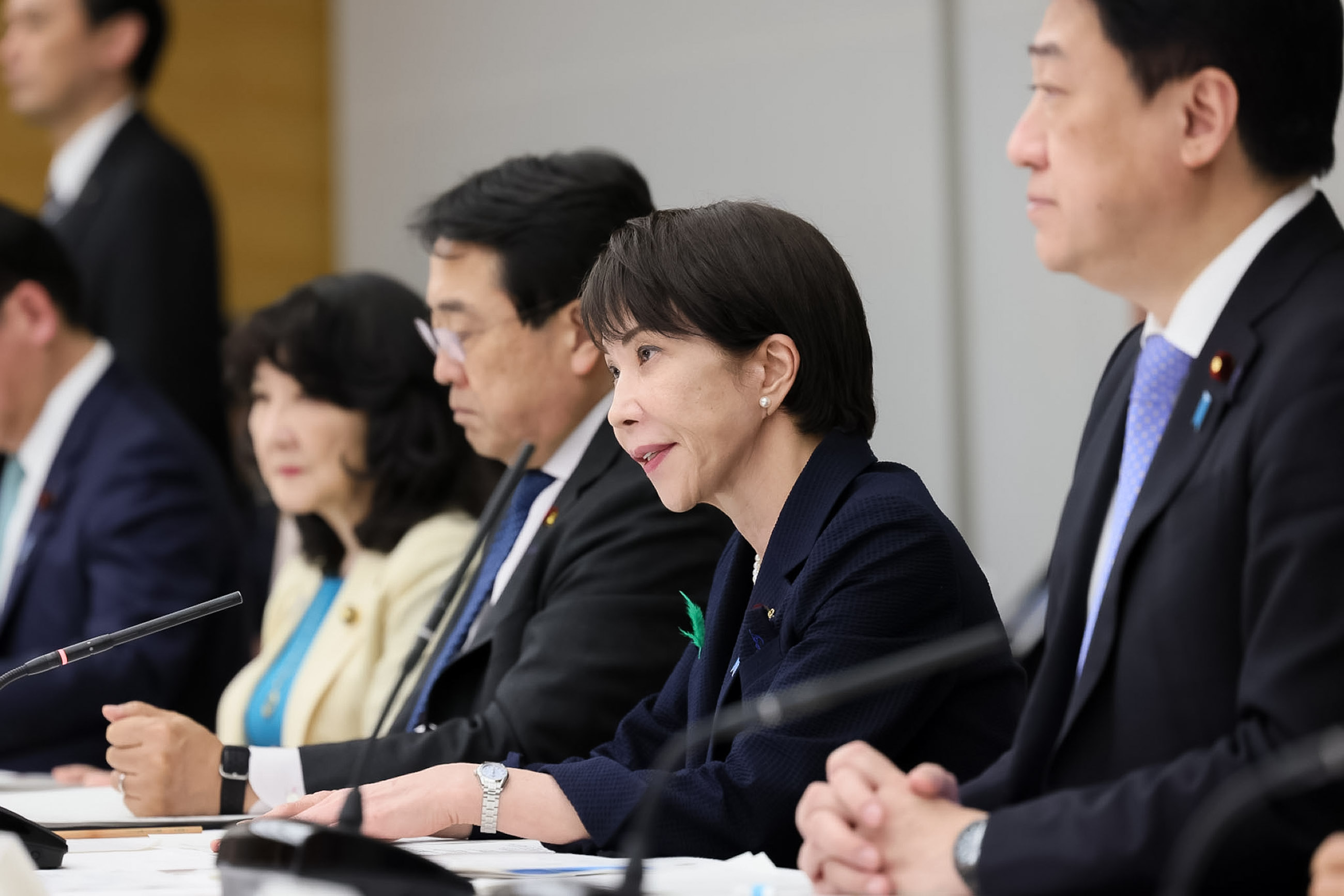 Prime Minister Takaichi wrapping up the meeting (4)