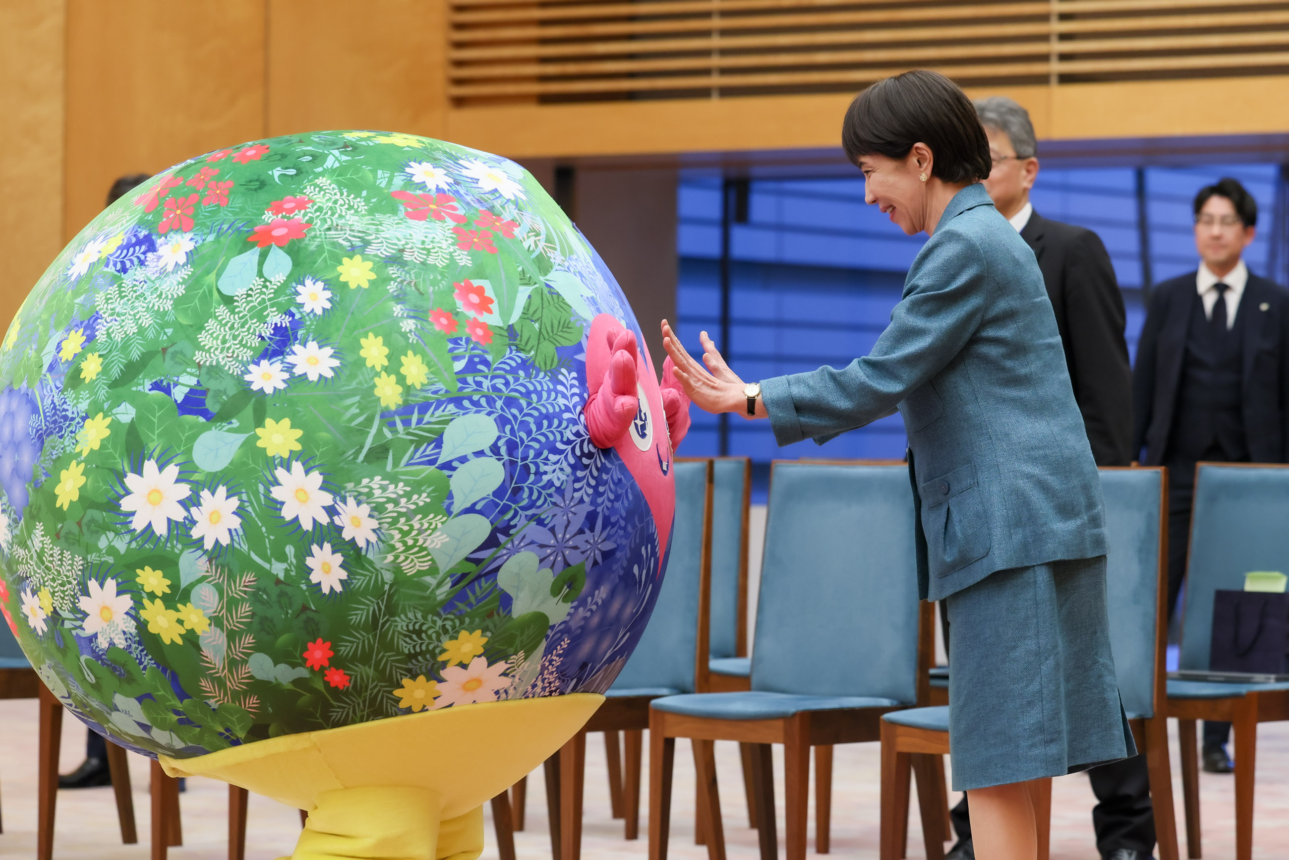 Prime Minister Takaichi receiving a courtesy call (3)