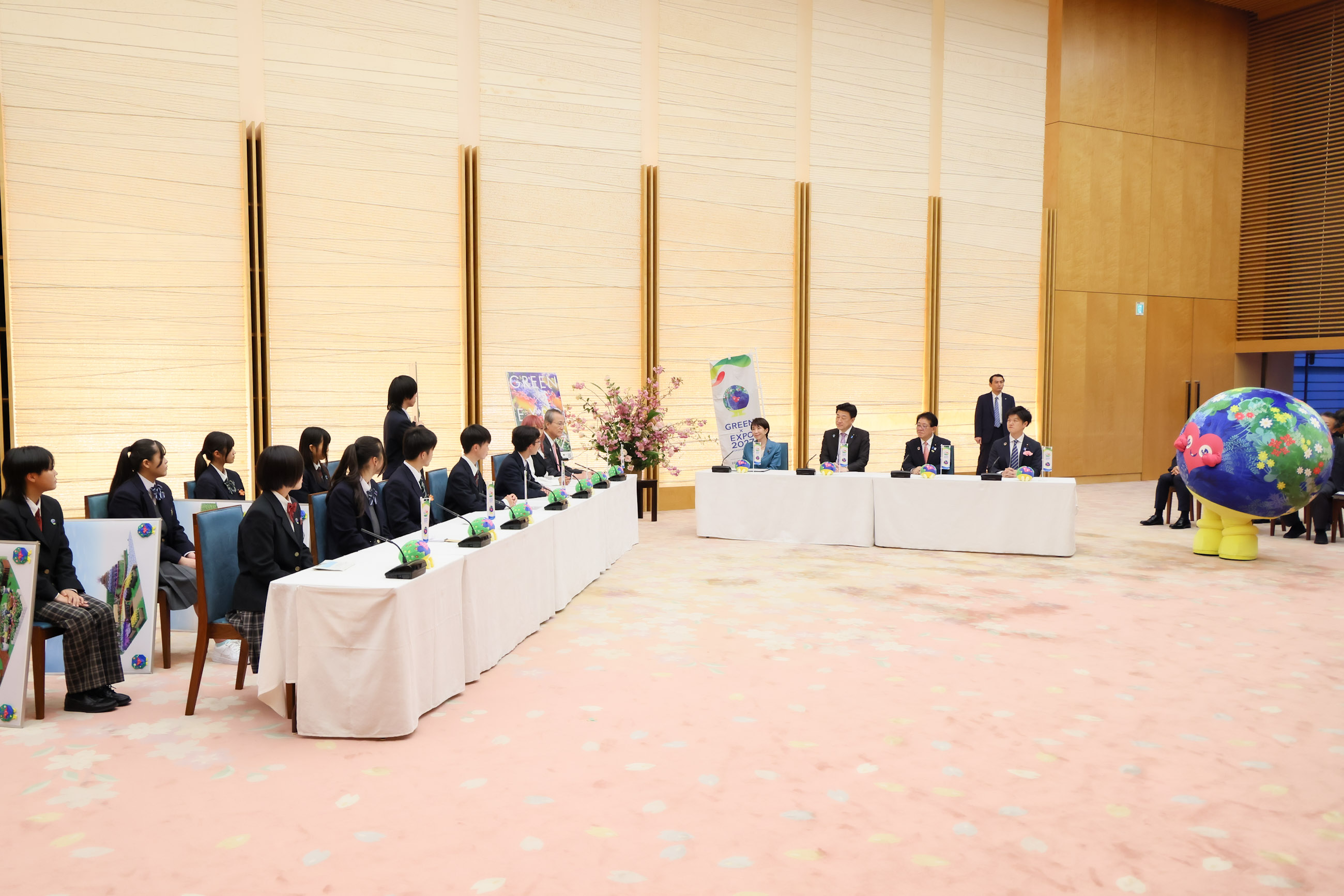 Prime Minister Takaichi receiving a courtesy call (4)