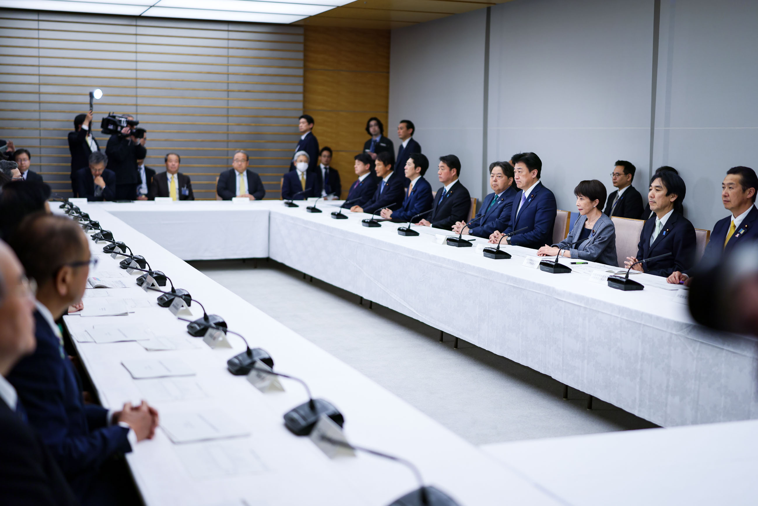 Prime Minister Takaichi attending the meeting (1)